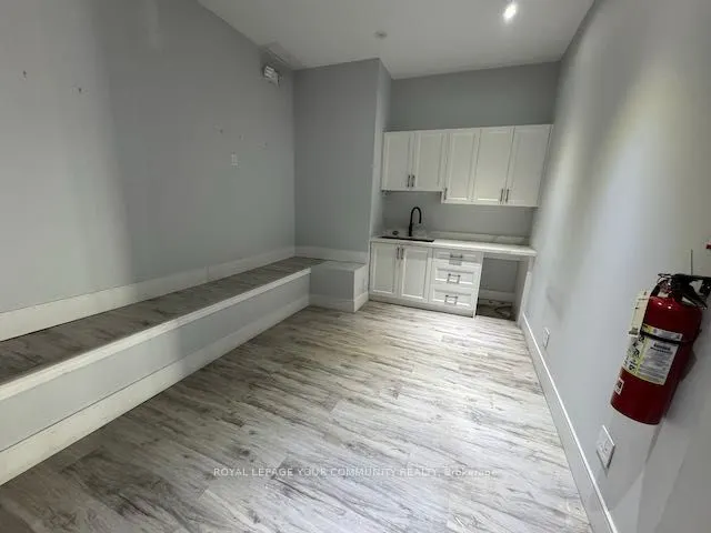 15243 Yonge Street, #3A