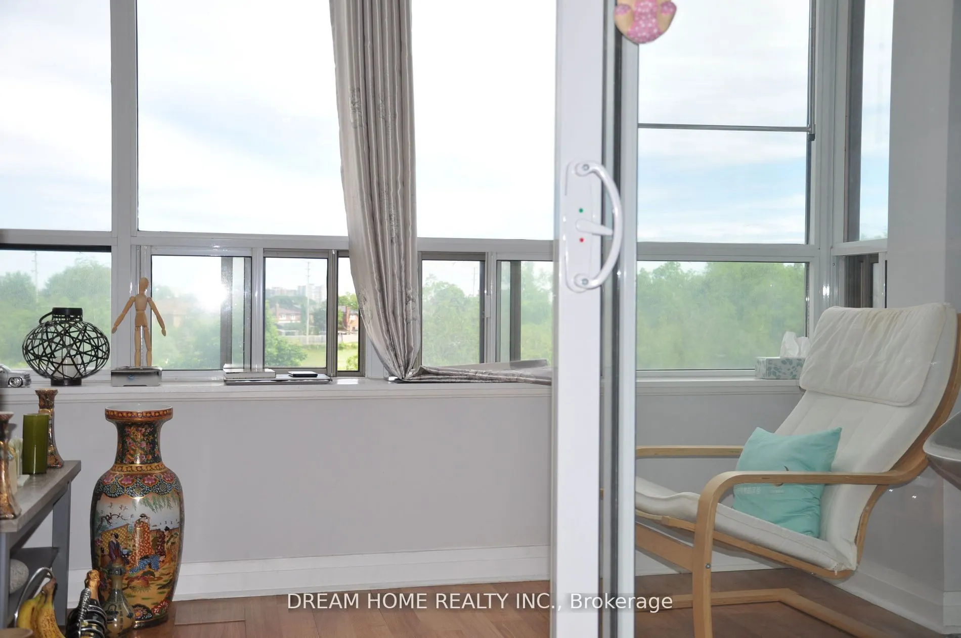 7363 KENNEDY Road, #303
