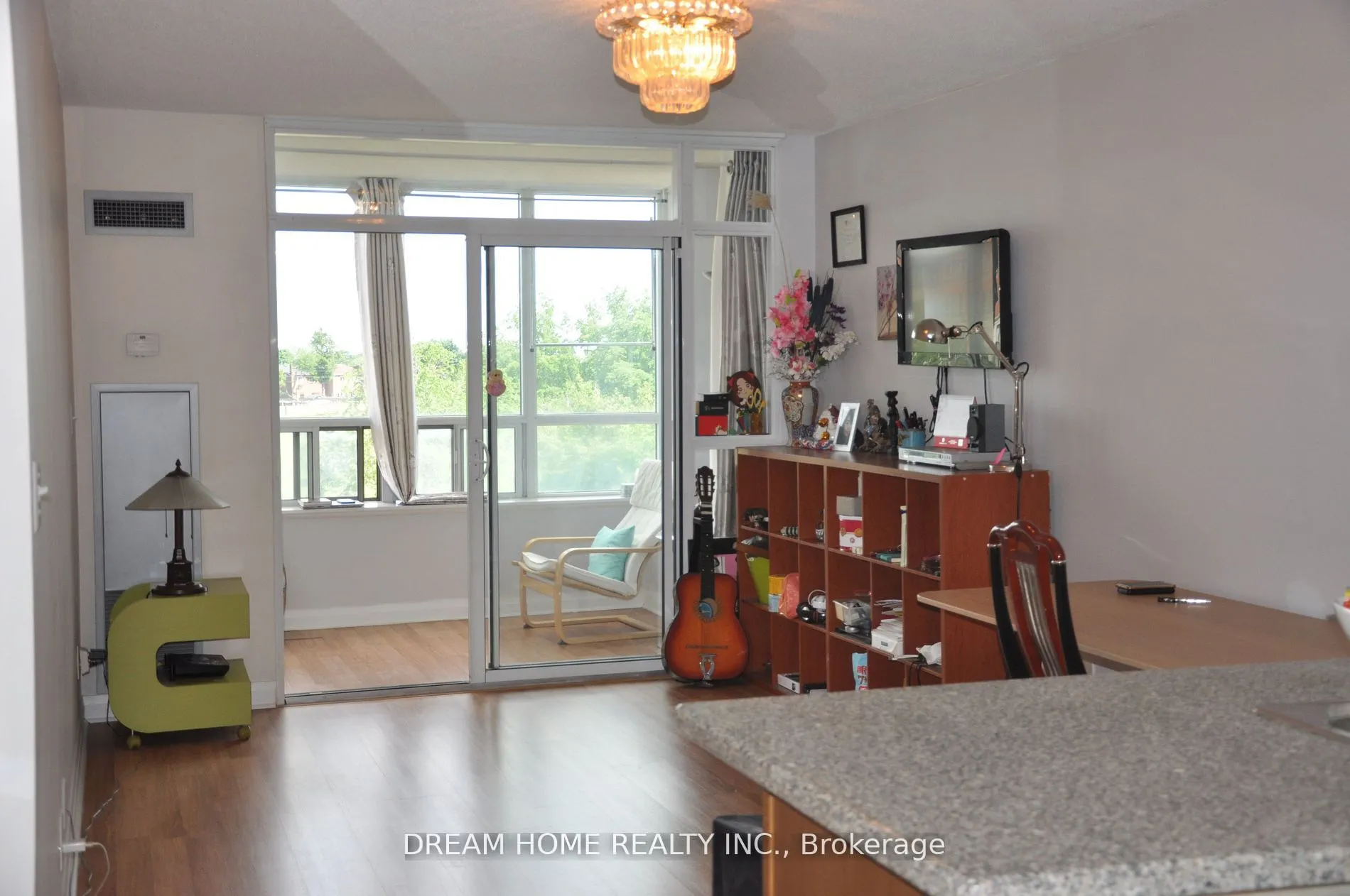 7363 KENNEDY Road, #303