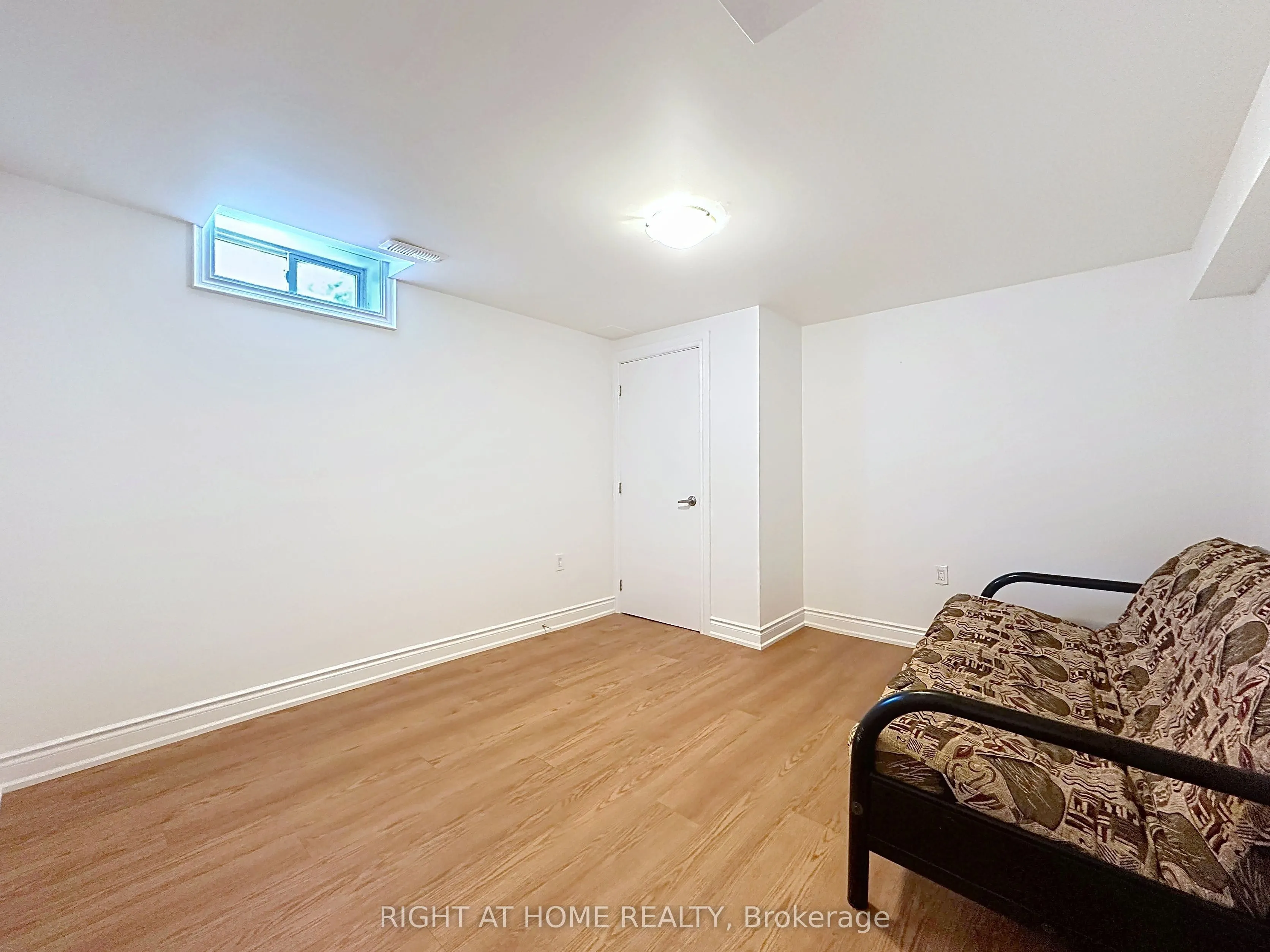 100 Greenbelt Crescent
