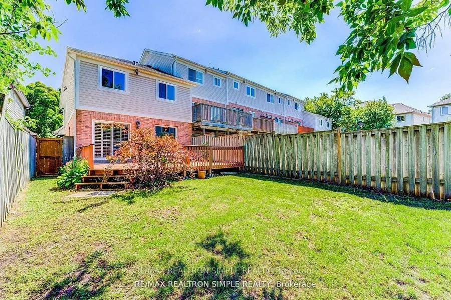 71 Schouten Crescent