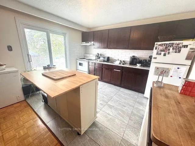 93 North Ridge Road