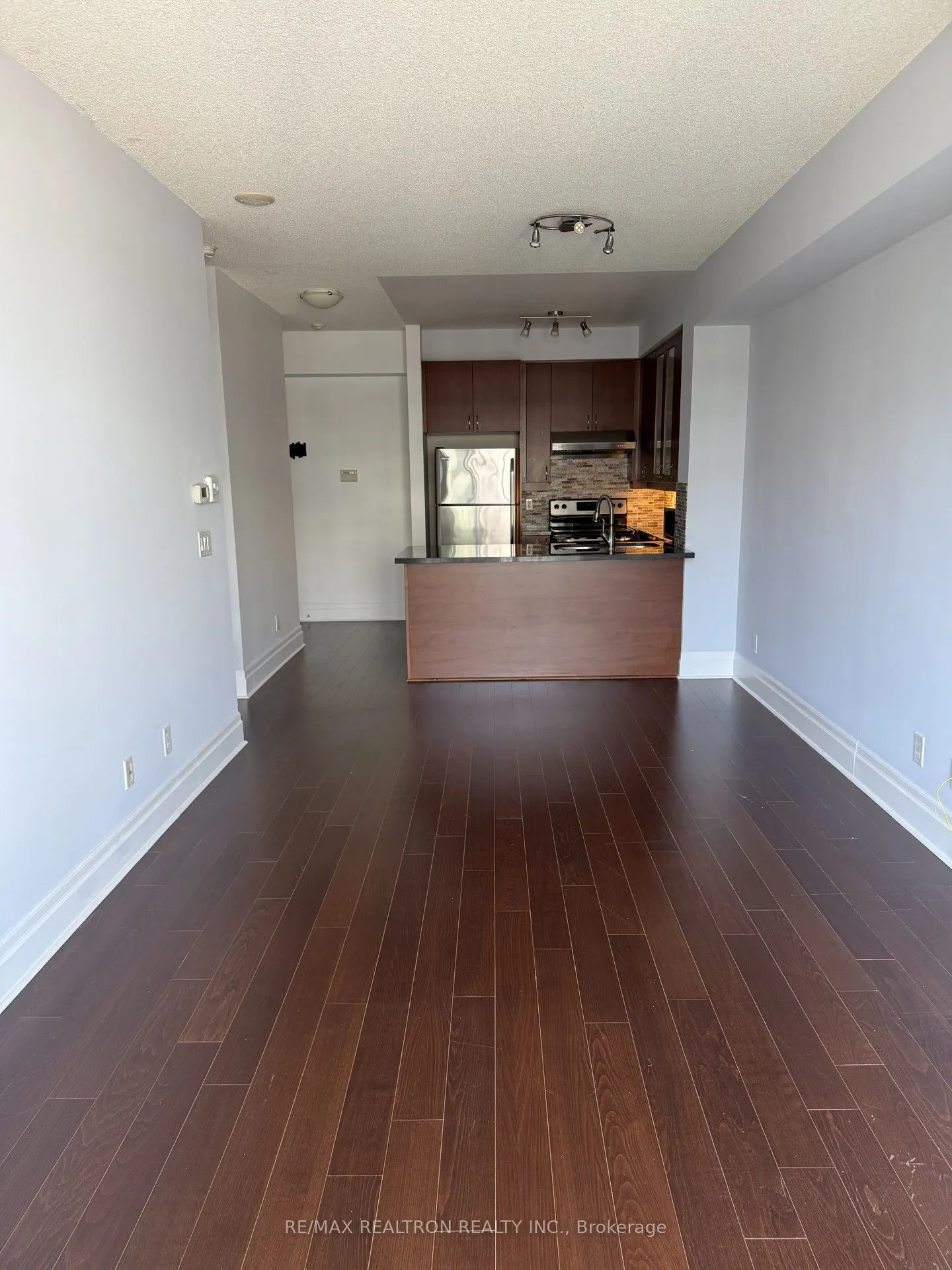 111 Upper Duke Crescent, #801