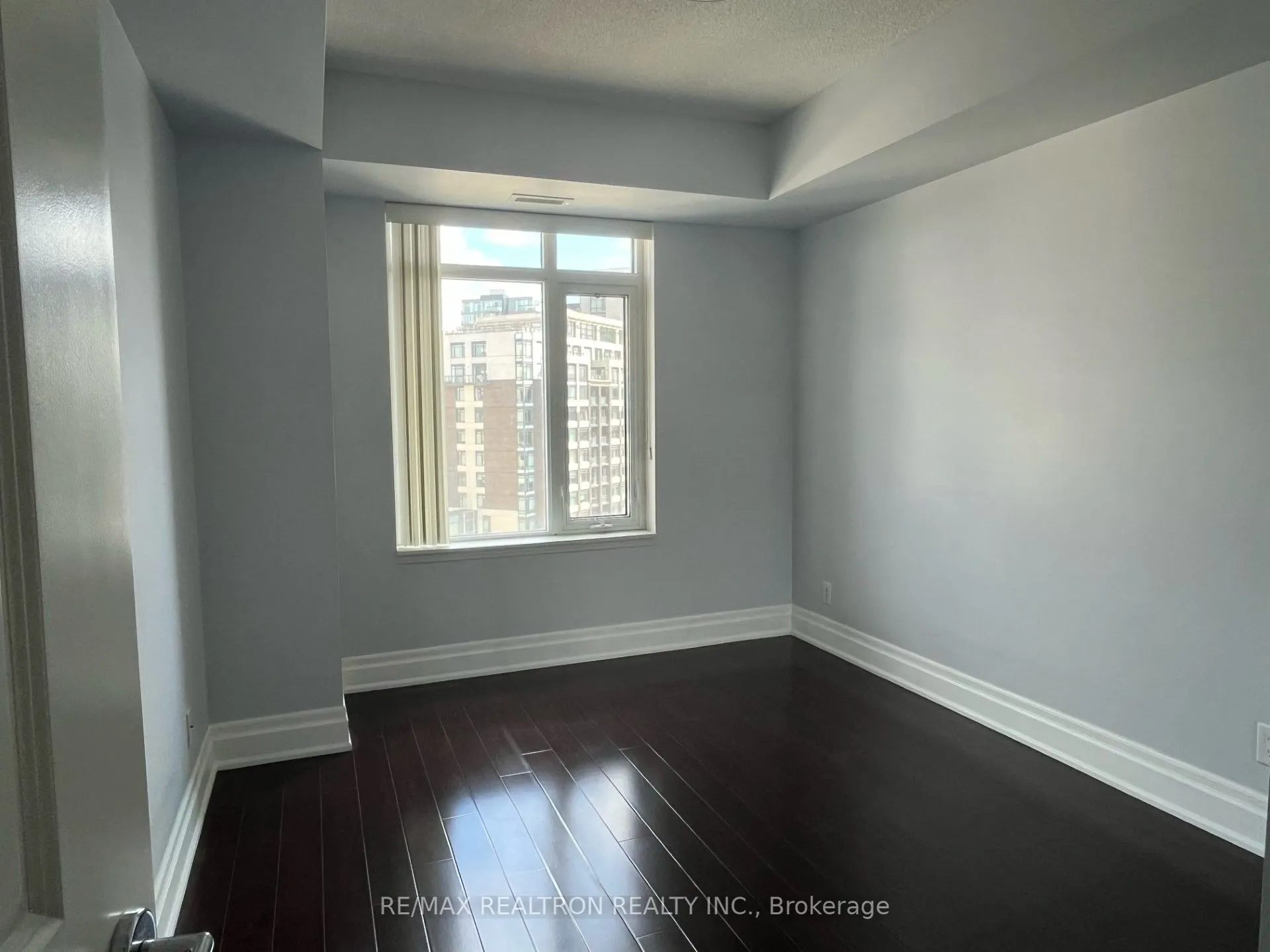 111 Upper Duke Crescent, #801
