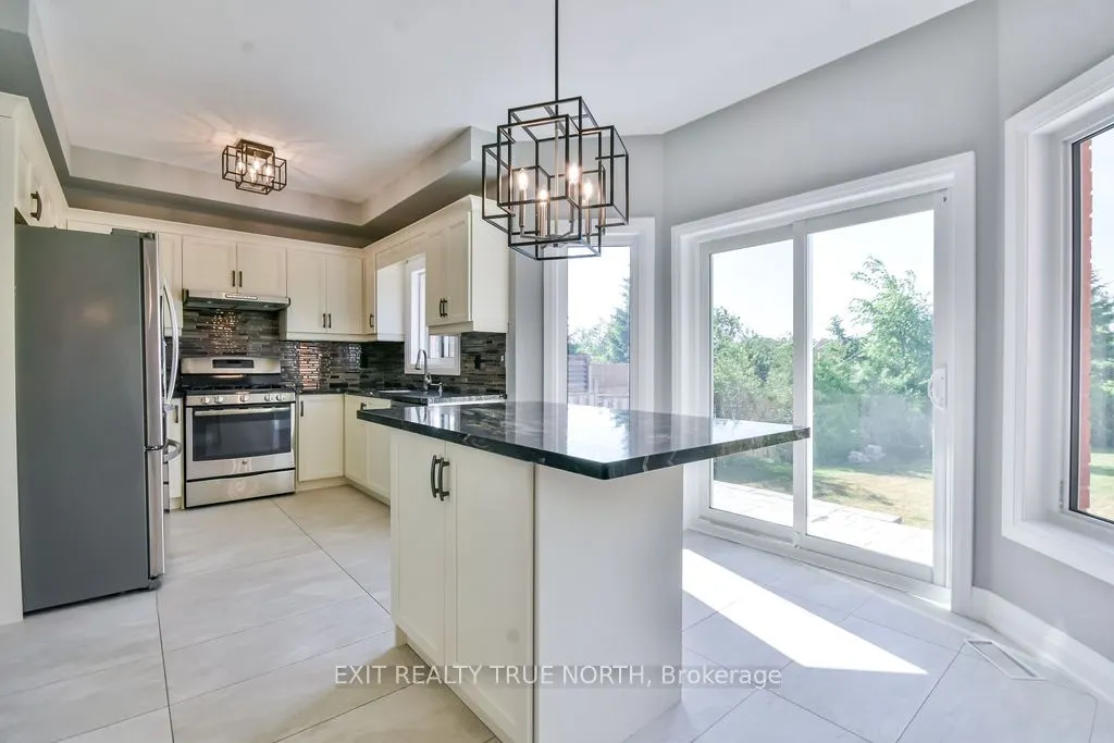 1908 Emerald Court