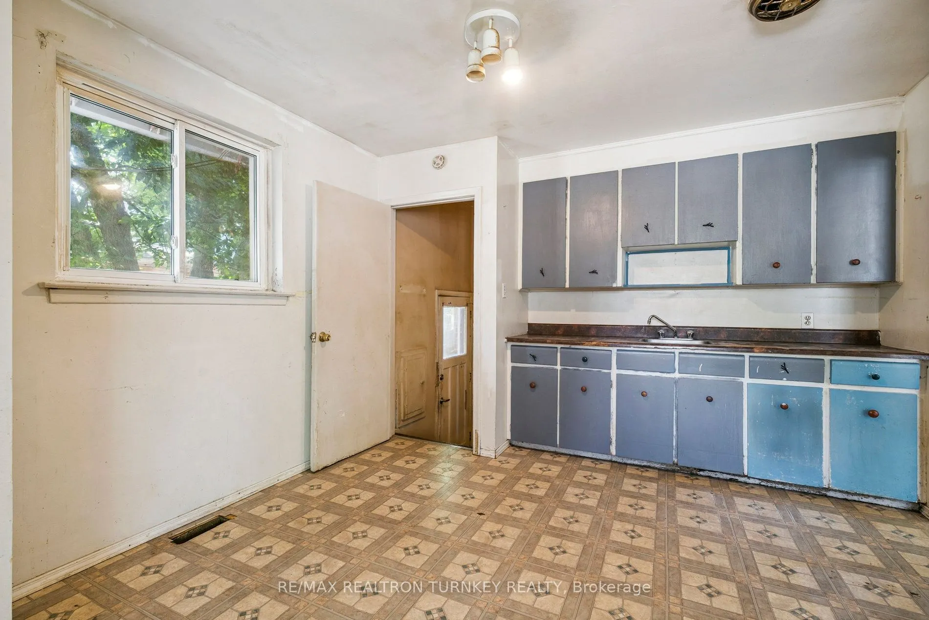 176 Cherrywood Drive