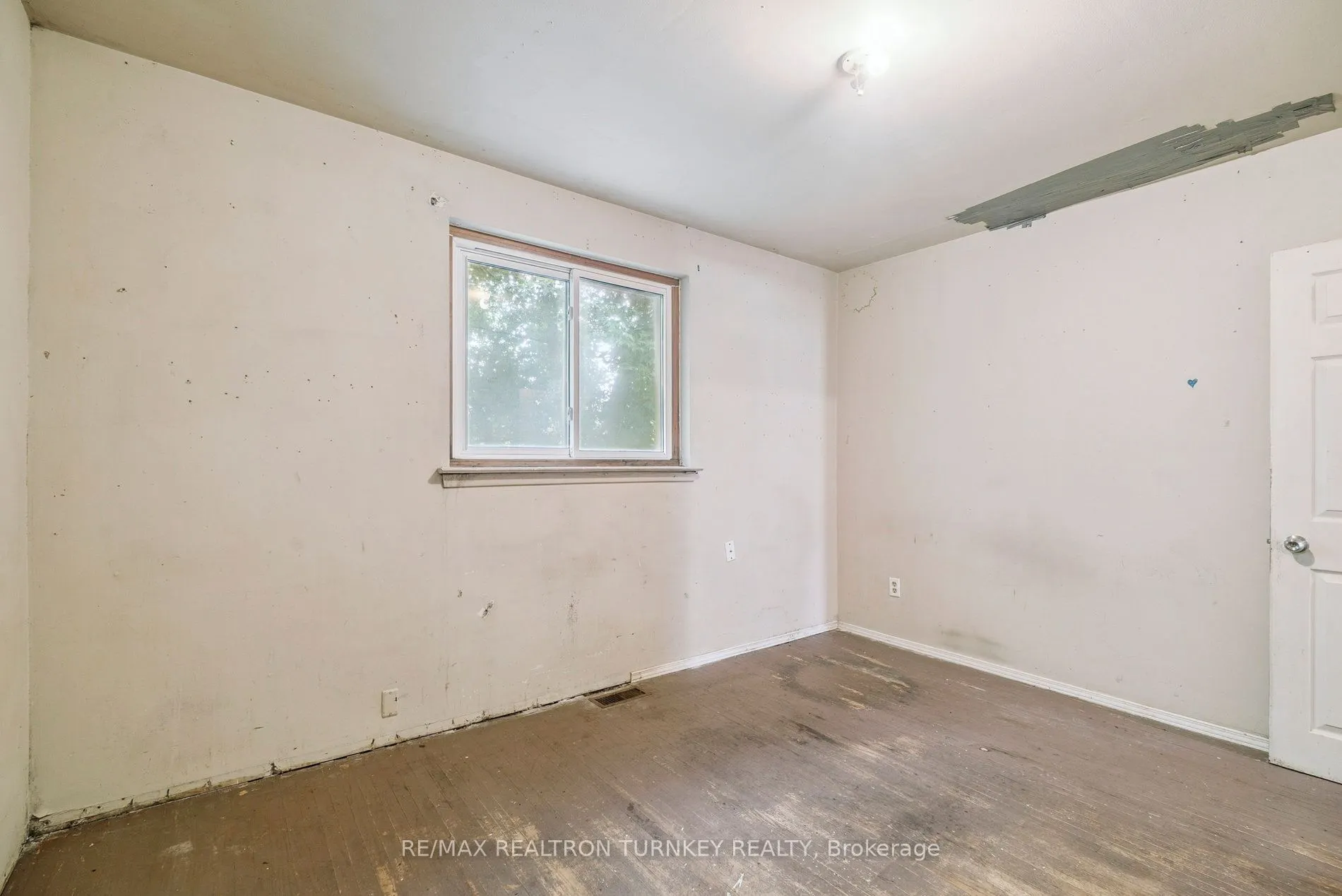 176 Cherrywood Drive