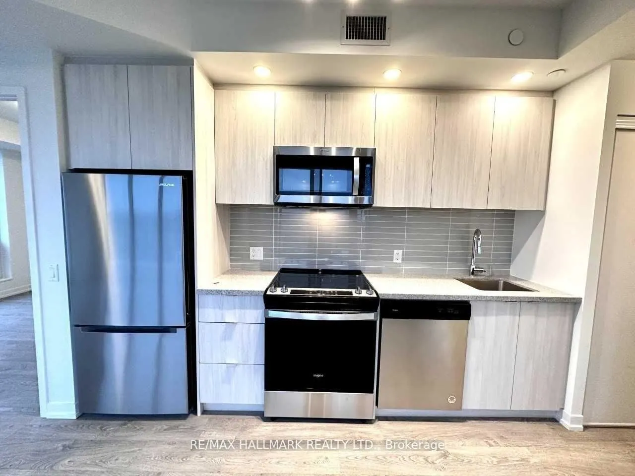 3 Rosewater Street, #1009