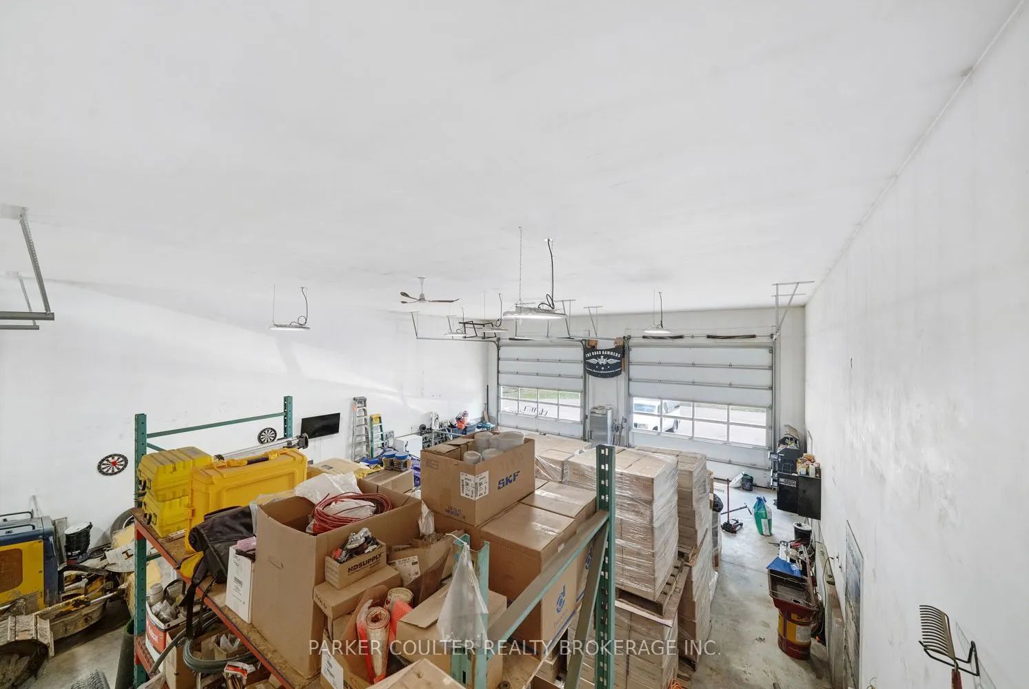 640 Mapleview Drive E
