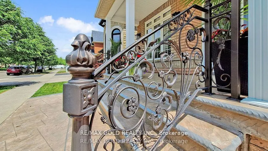 79 Boswell Road