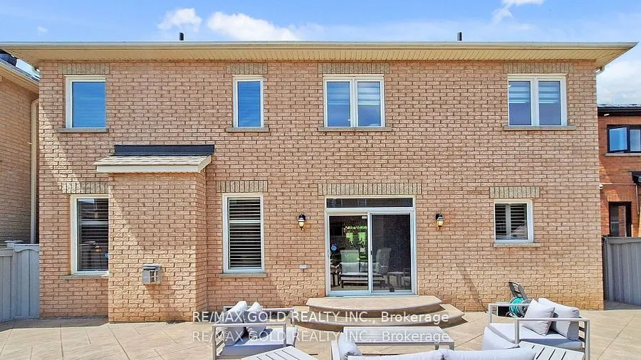 79 Boswell Road