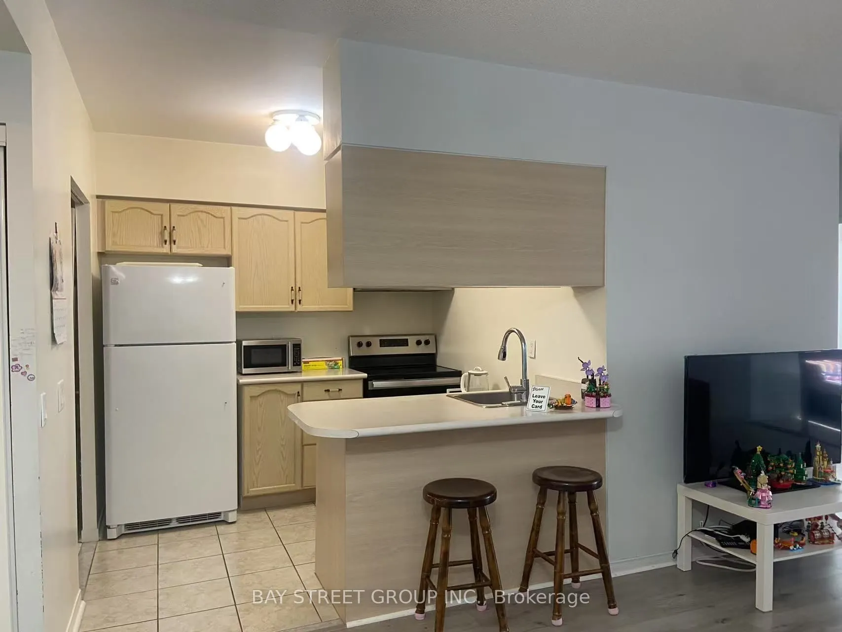 7378 Yonge Street, #212