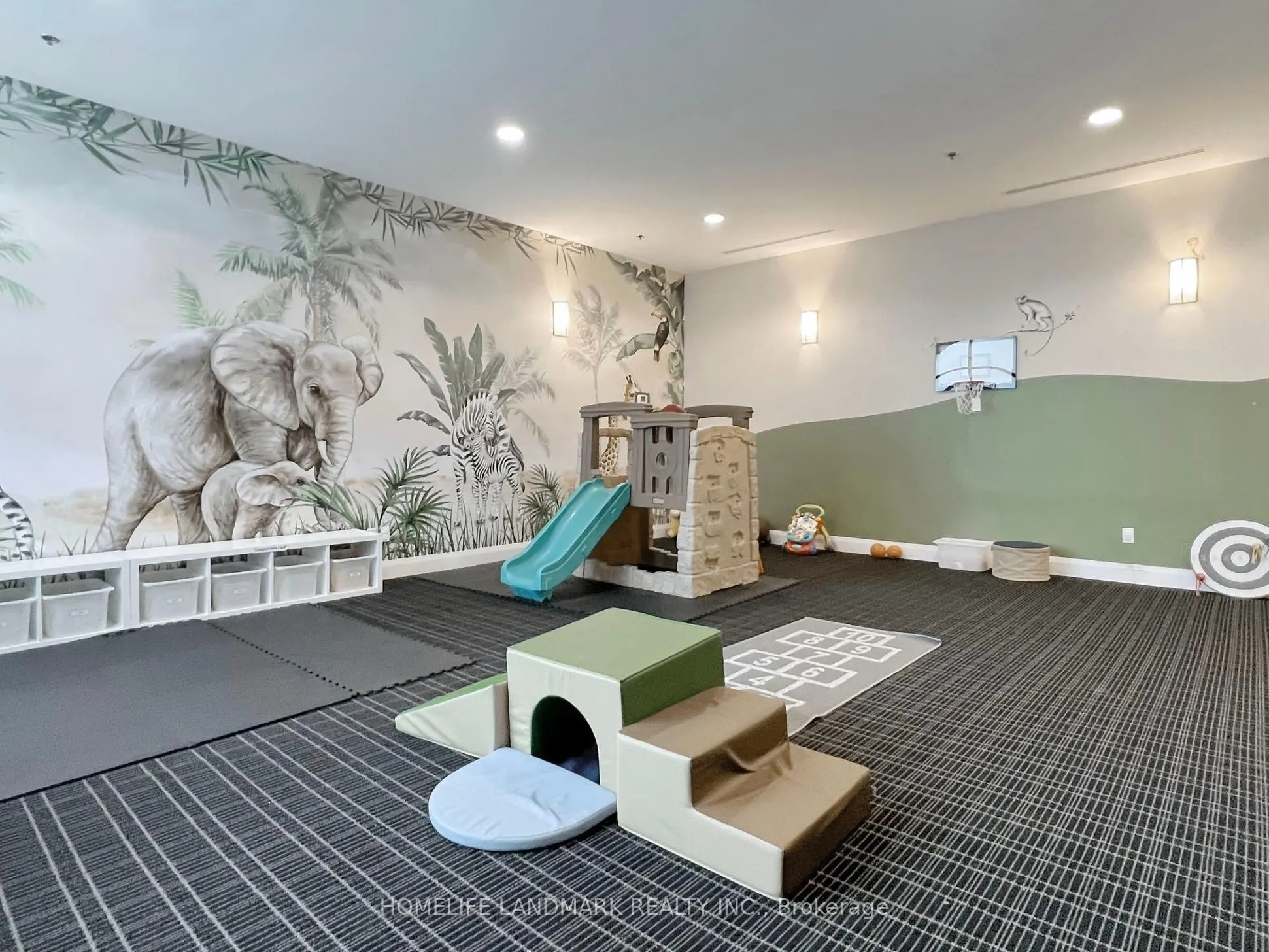 2910 Highway 7 Road, #1802