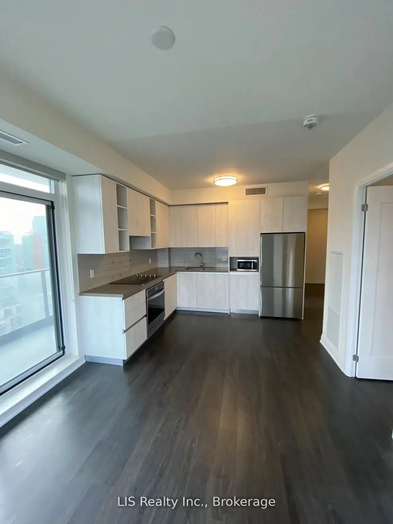 398 Highway 7 East, #906