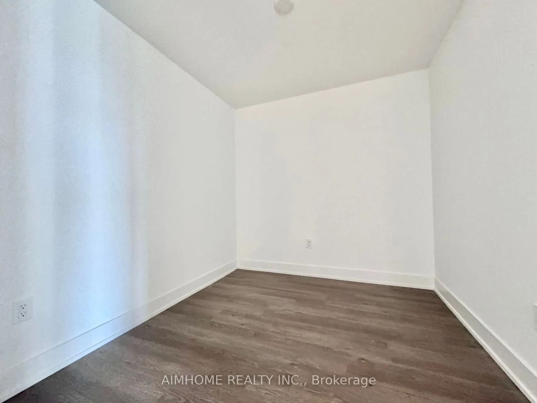 8 Cedarland Drive, #1711