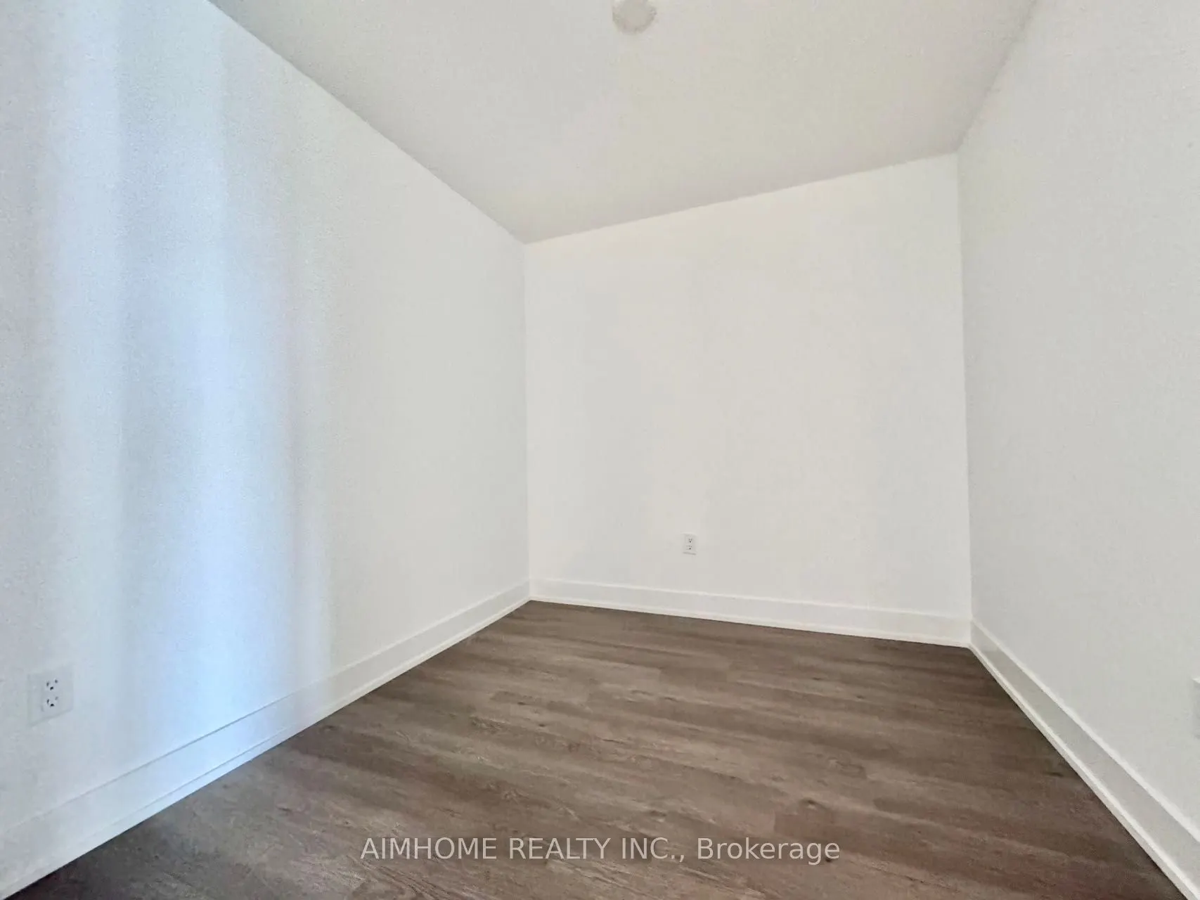 8 Cedarland Drive, #1711