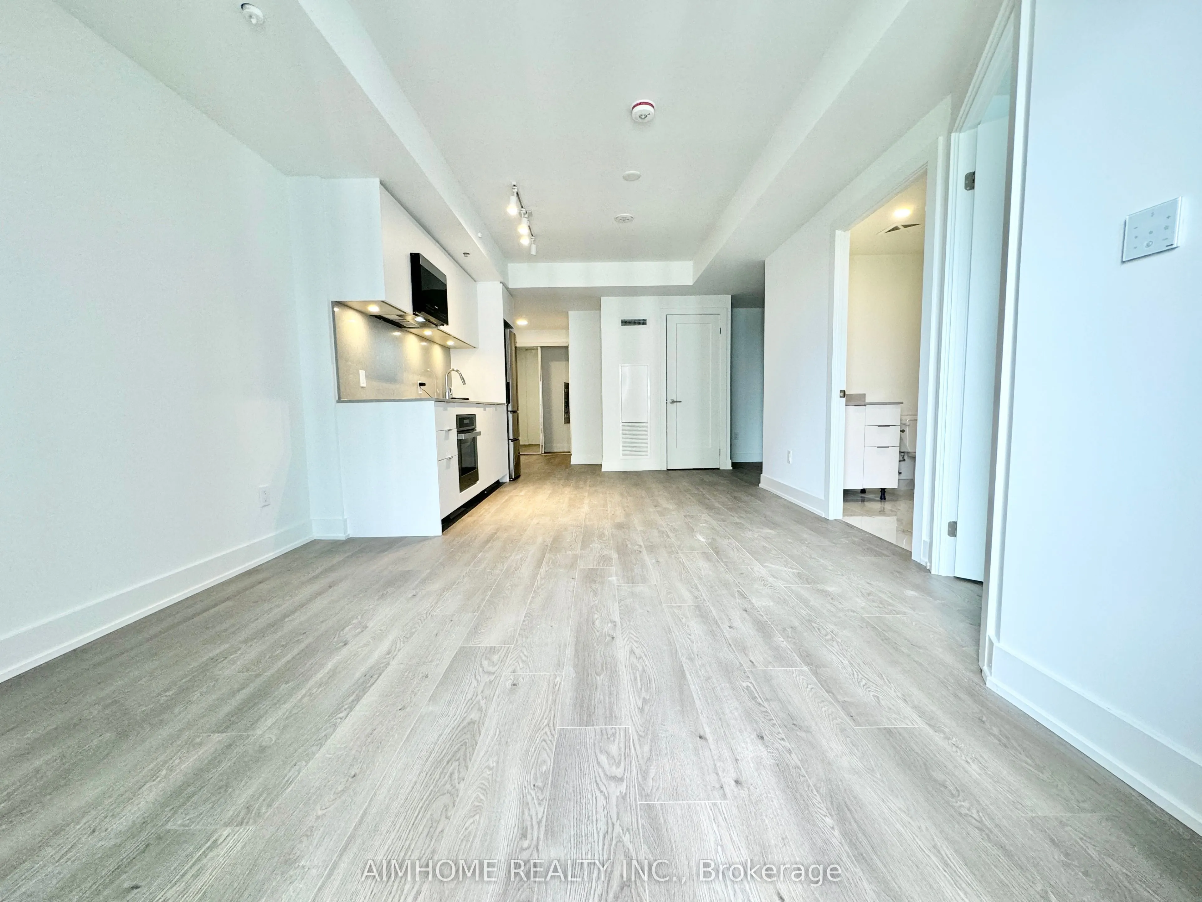 8 Cedarland Drive, #1711