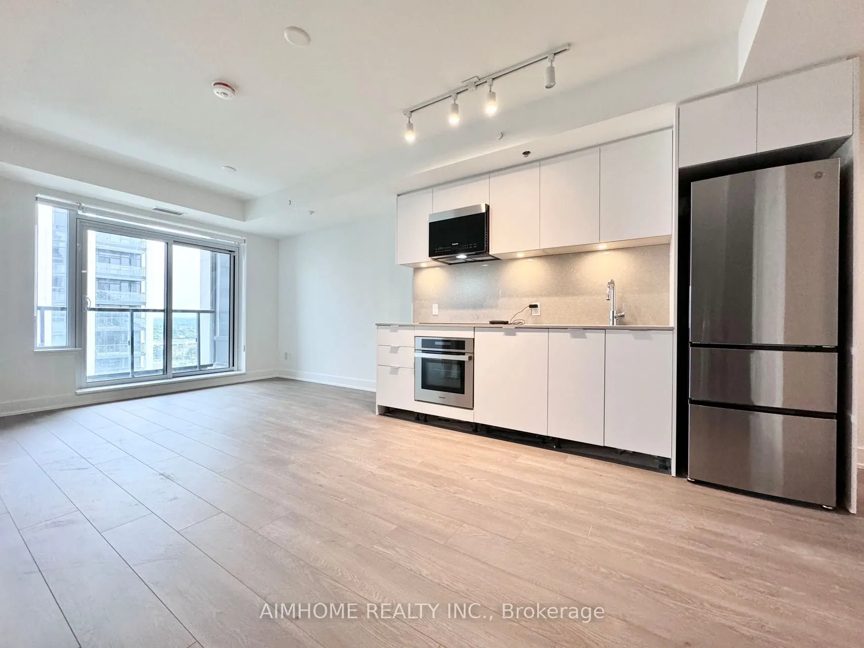 8 Cedarland Drive, #1711