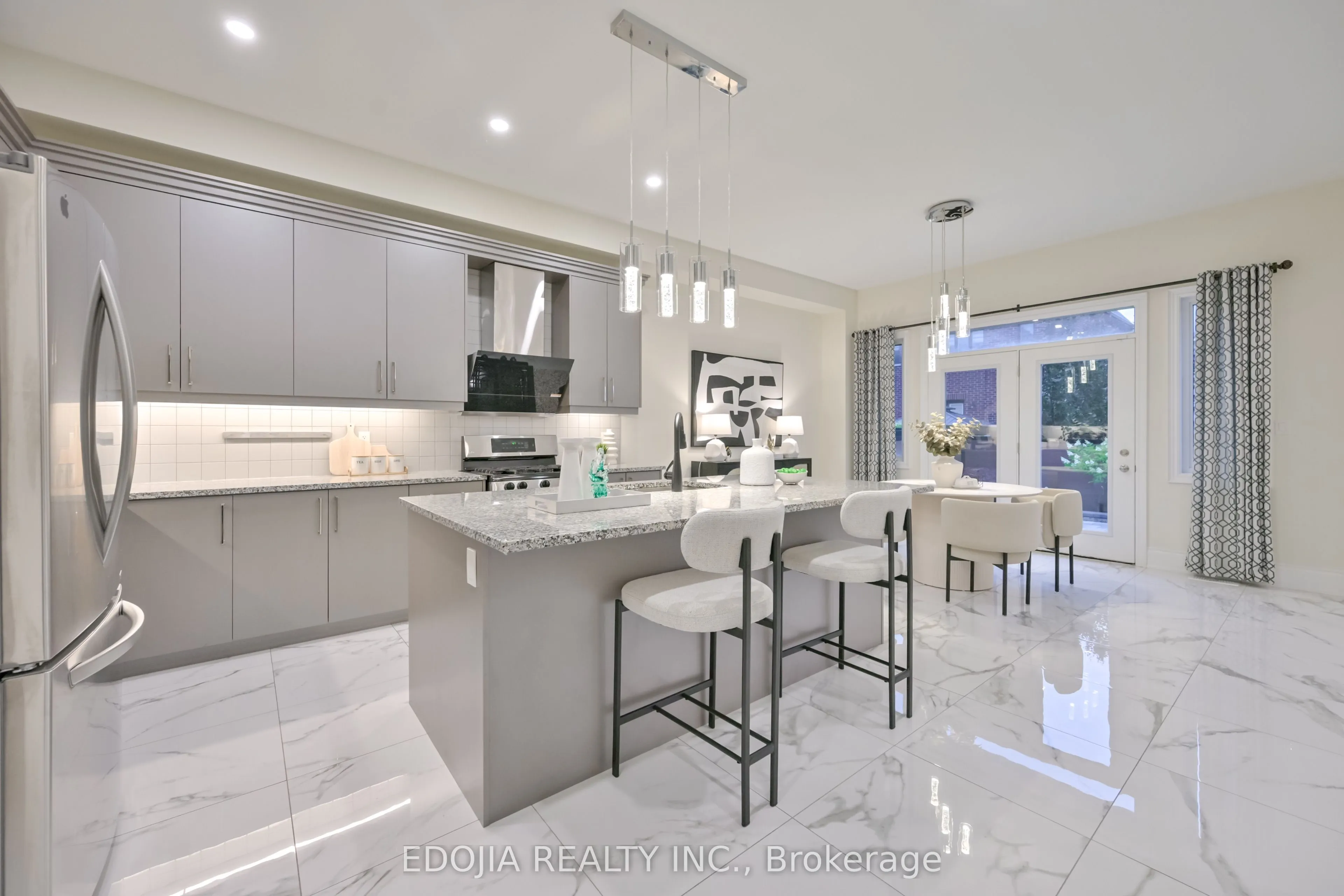 11 Alex Black Street