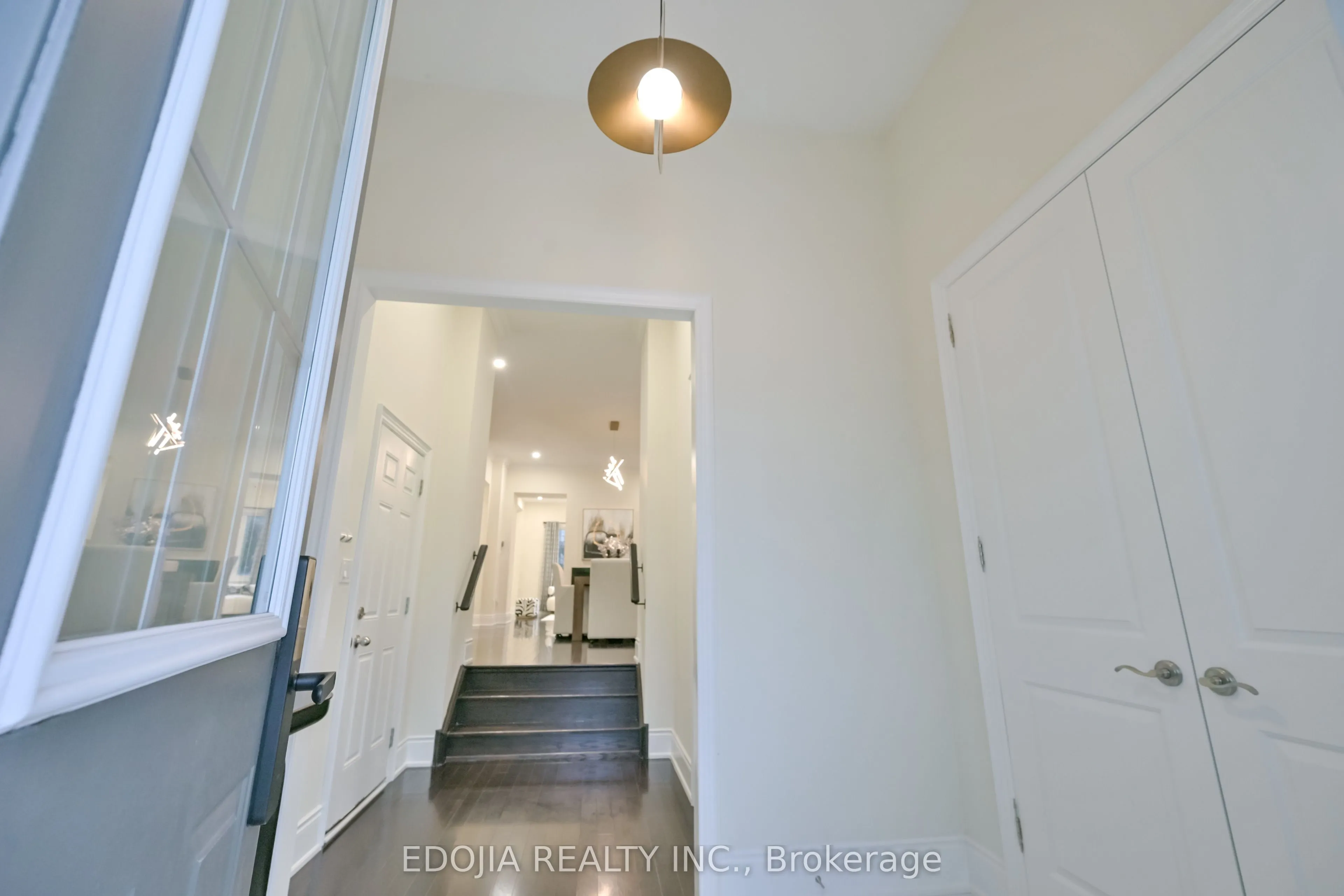 11 Alex Black Street