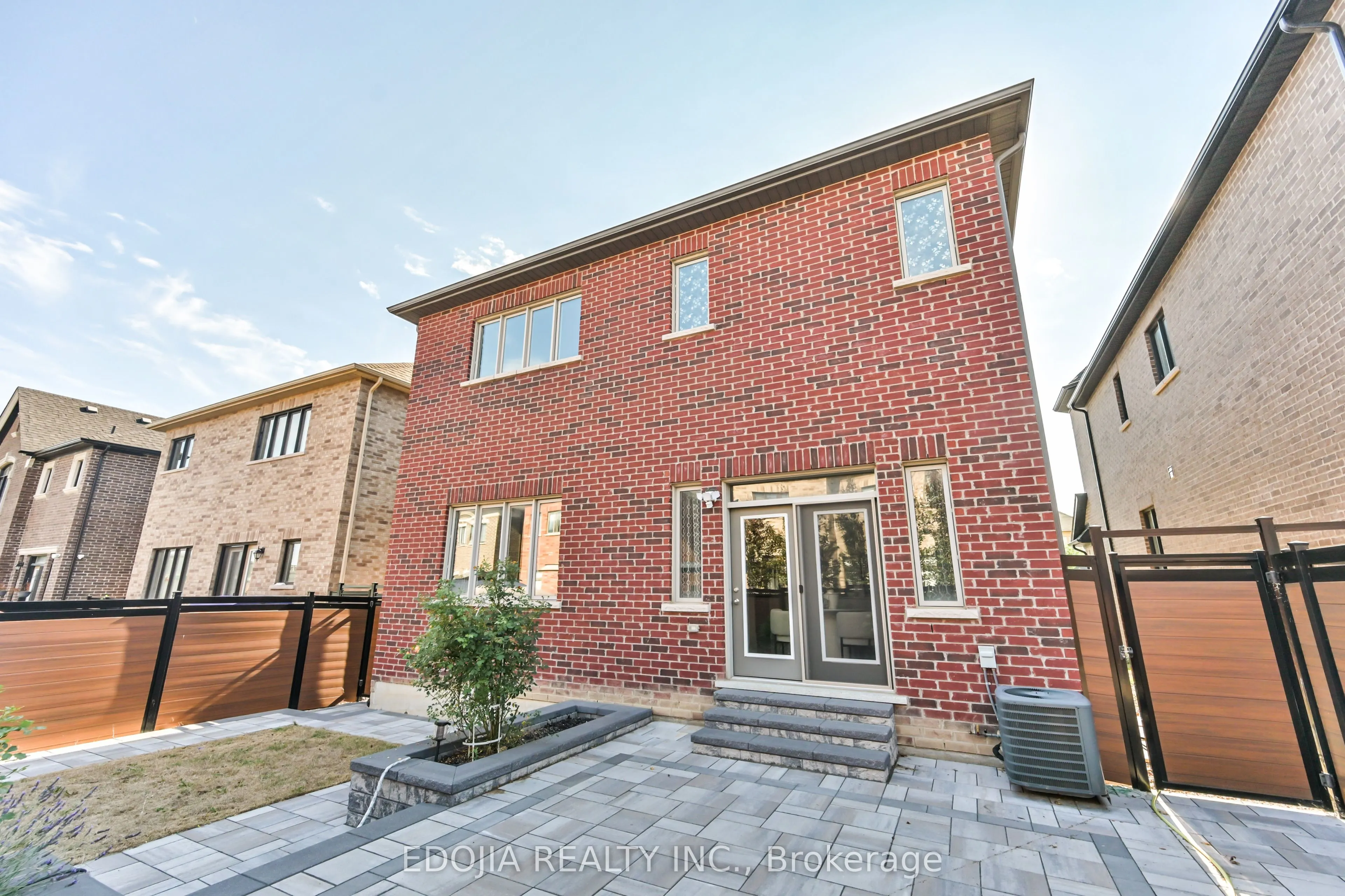 11 Alex Black Street