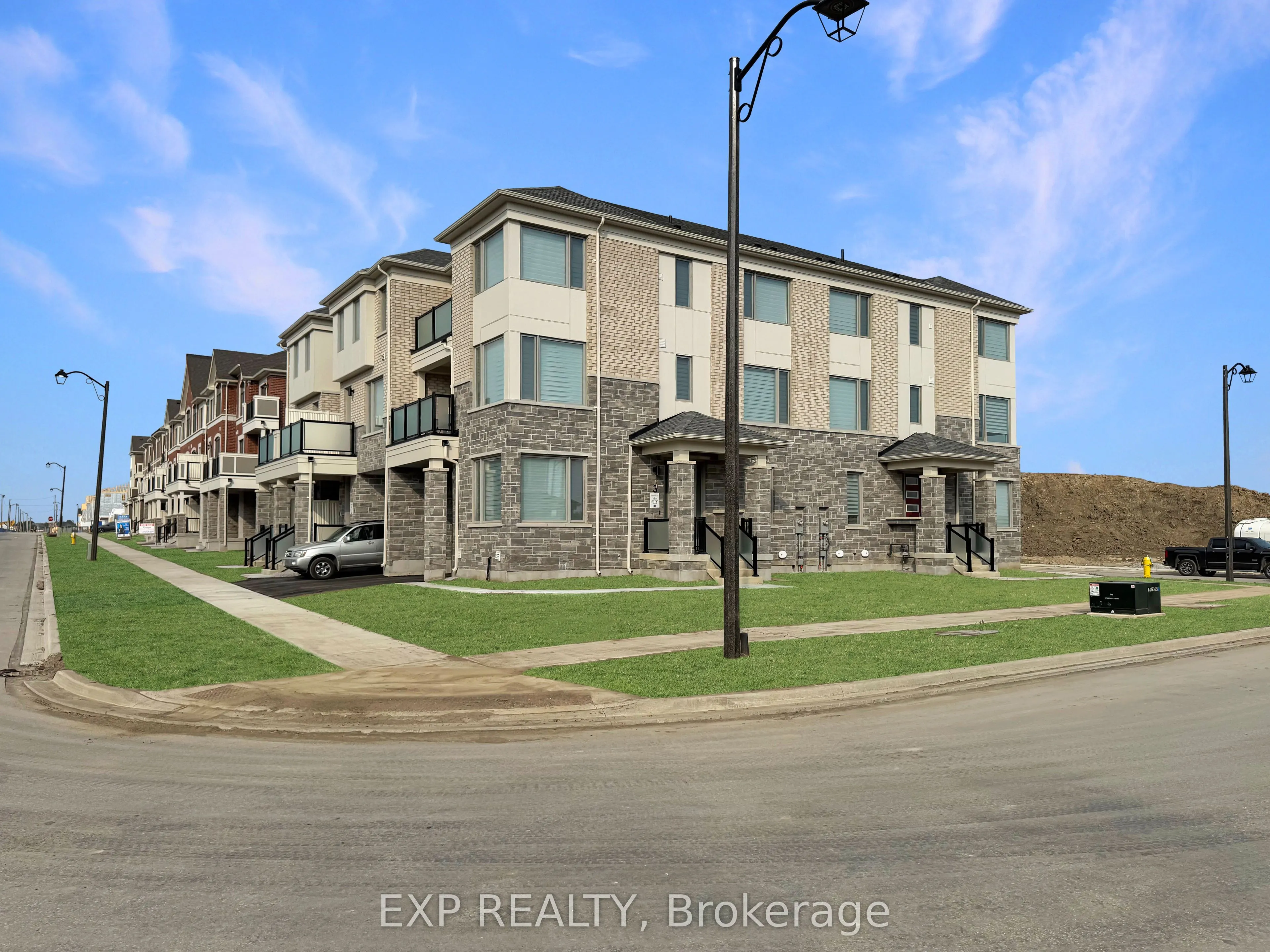 3 Sweet Pear Street