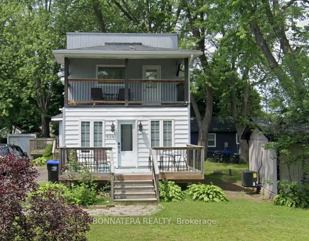 687 INNISFIL BEACH Road