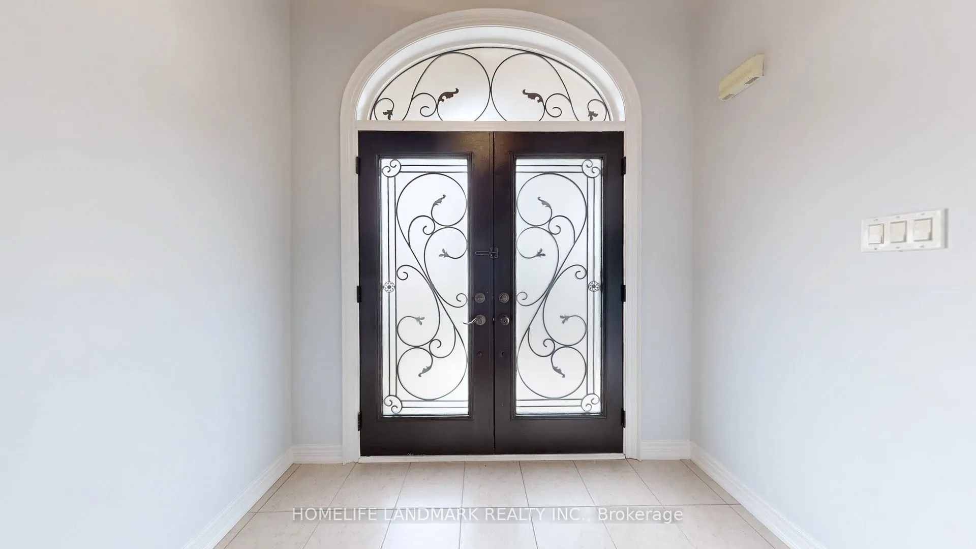 183 Alfred Smith Way