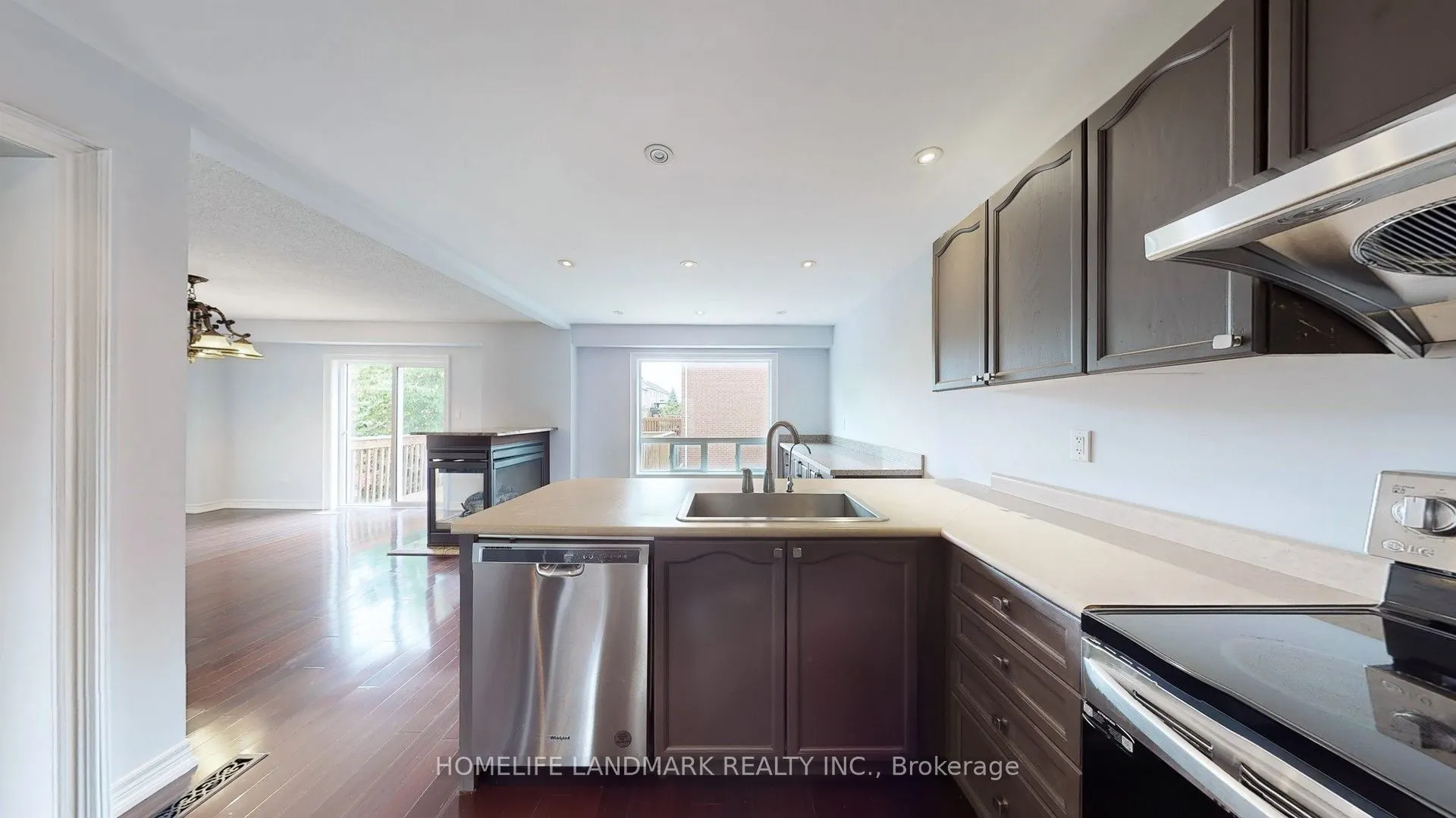 183 Alfred Smith Way