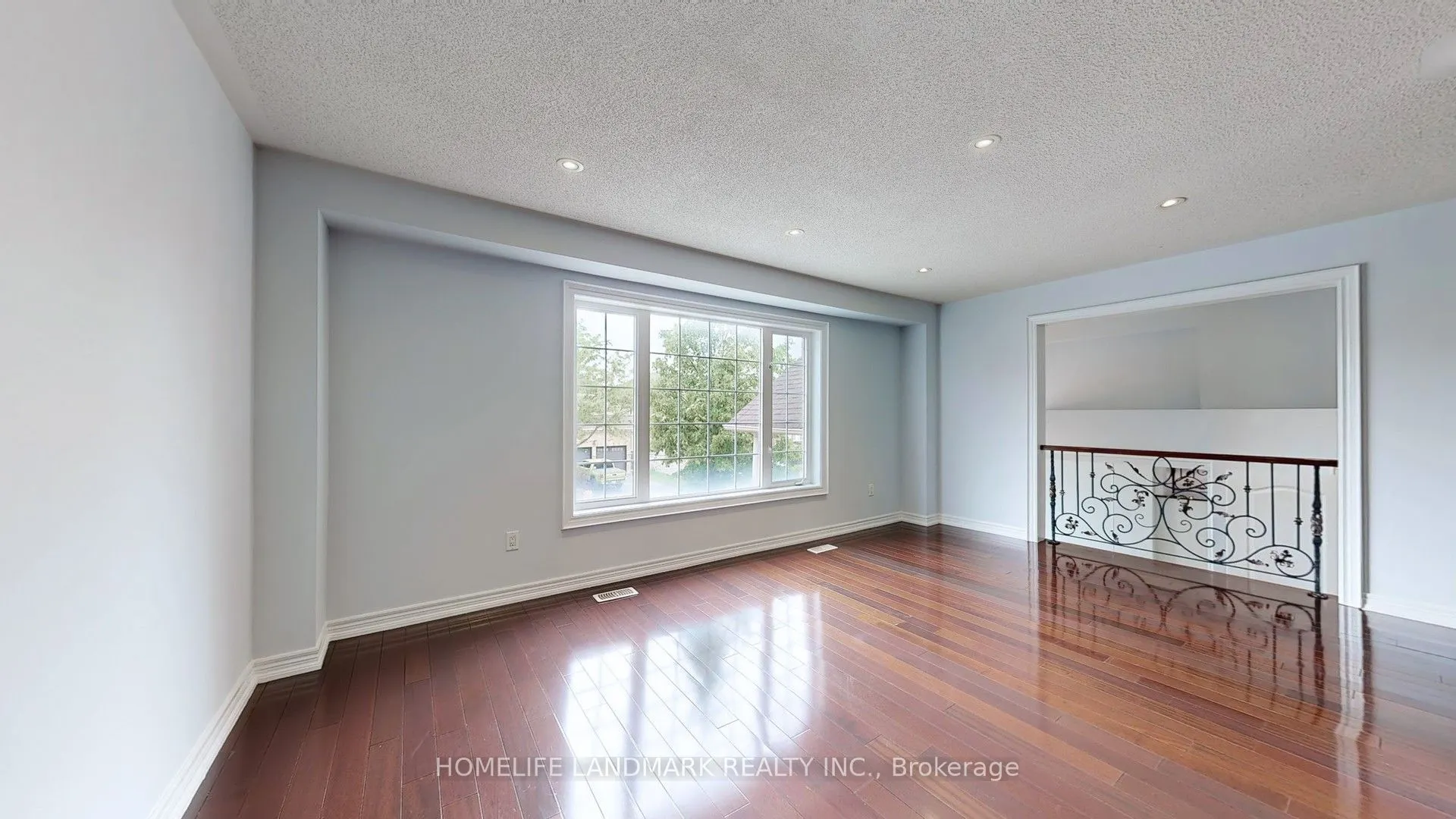183 Alfred Smith Way