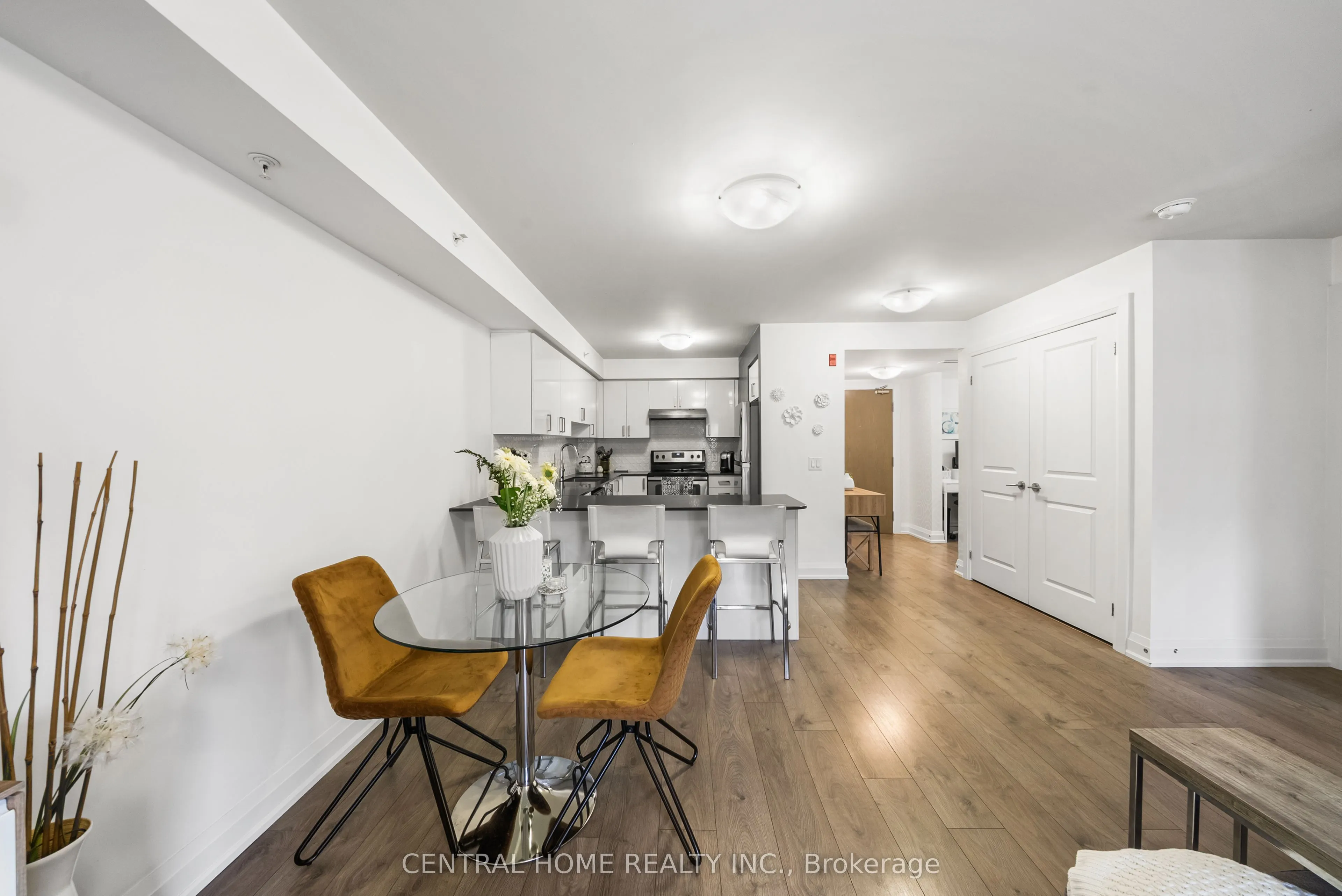 481 Rupert Avenue, #224