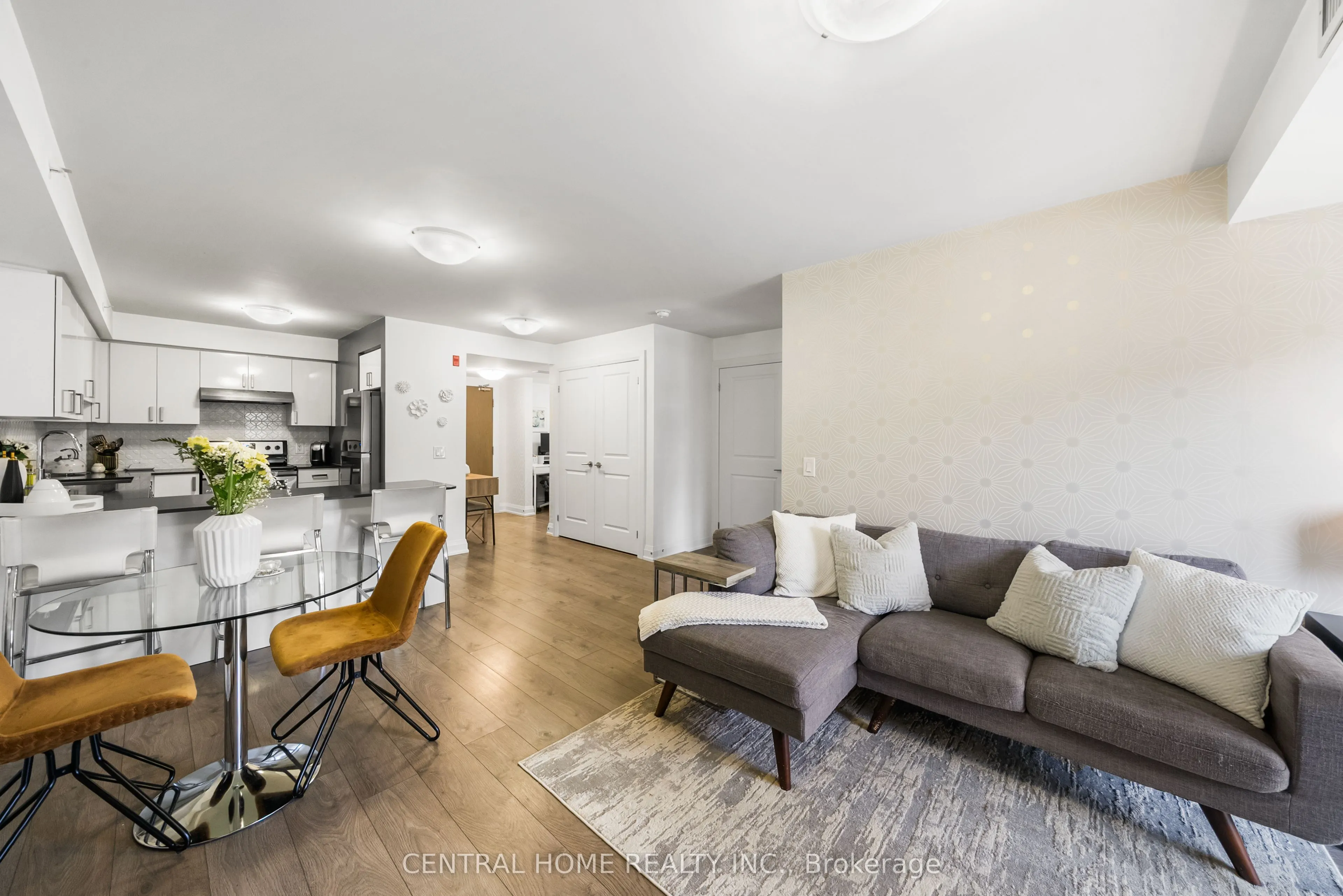 481 Rupert Avenue, #224
