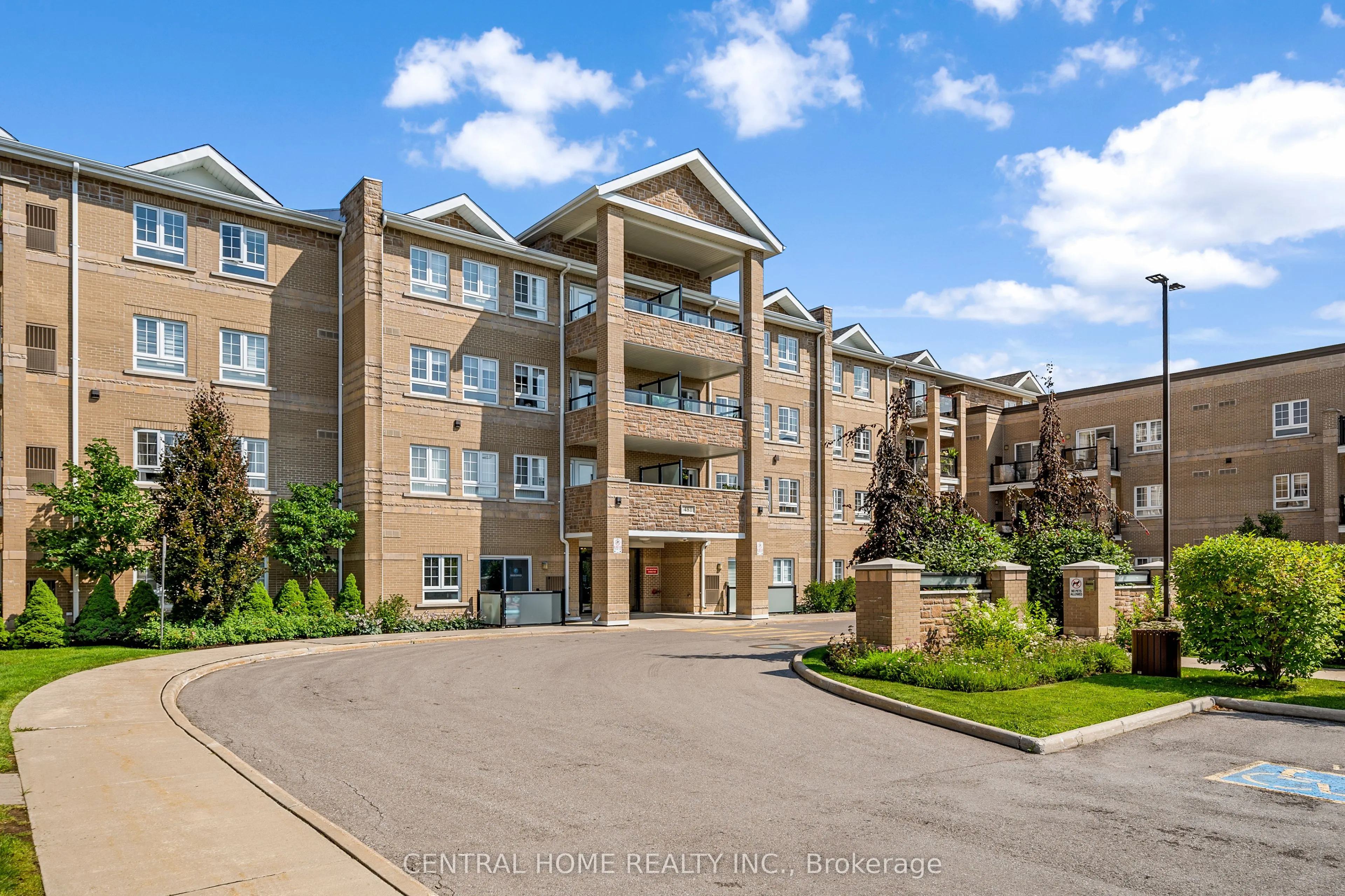 481 Rupert Avenue, #224