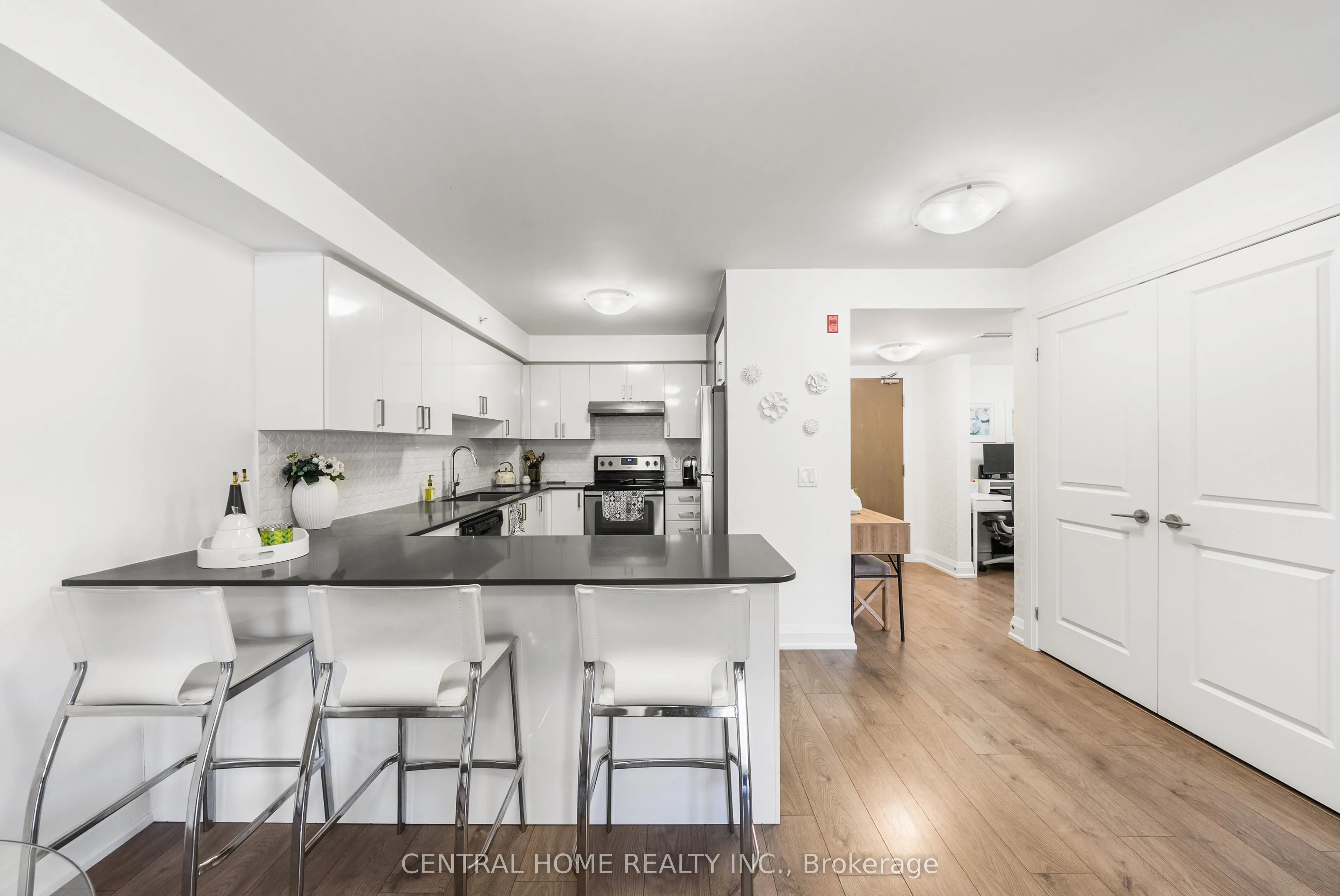 481 Rupert Avenue, #224