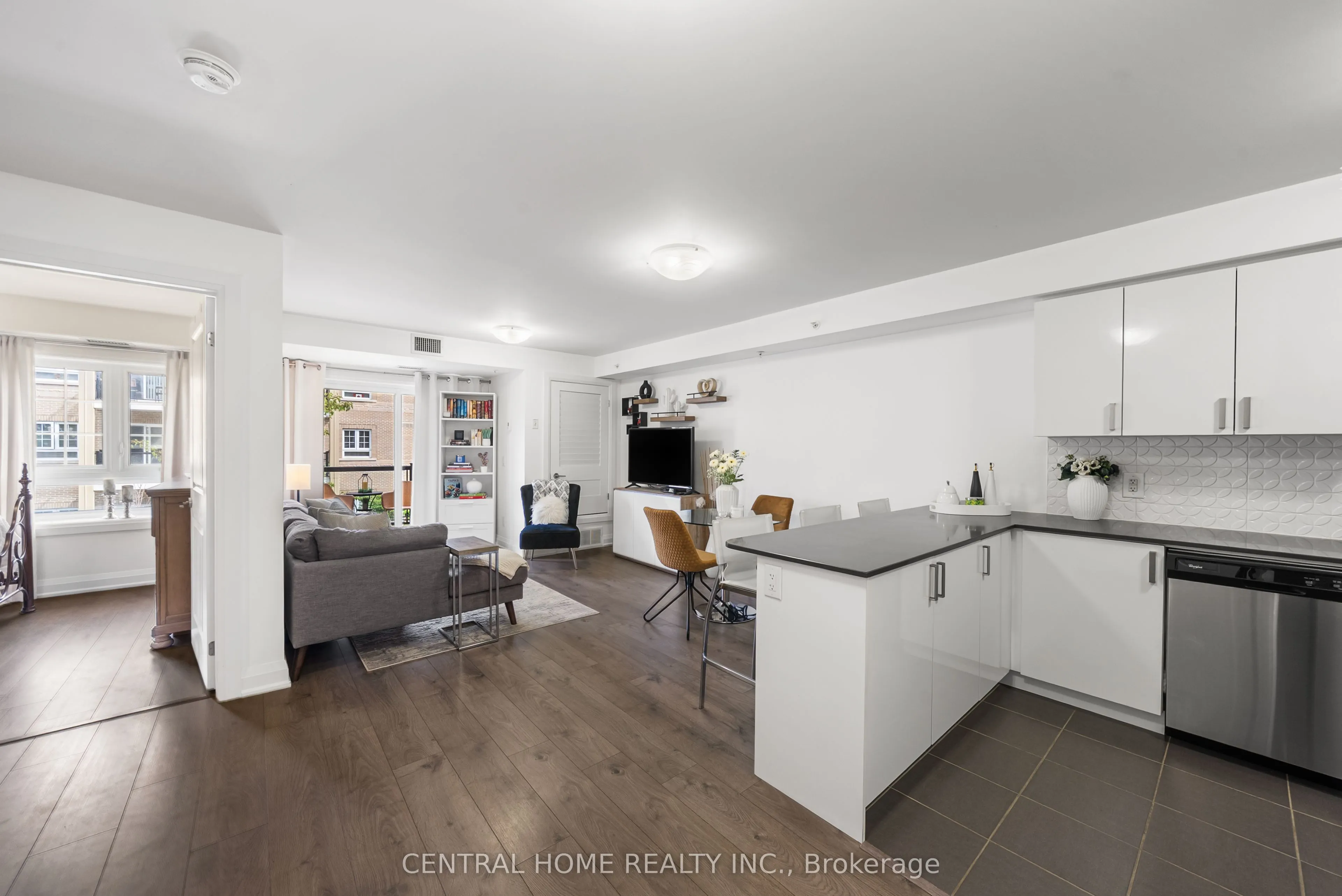 481 Rupert Avenue, #224