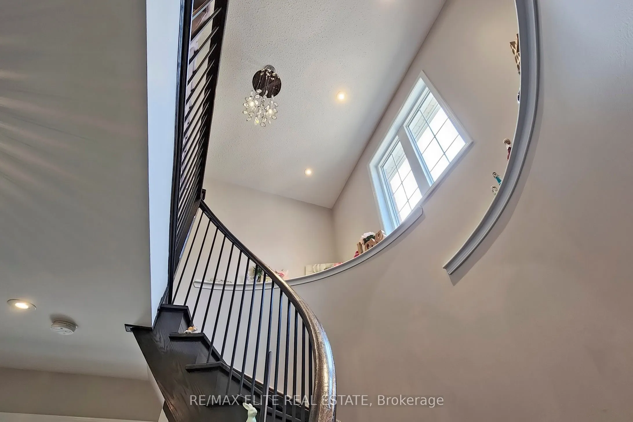 333 Thomas Phillips Drive