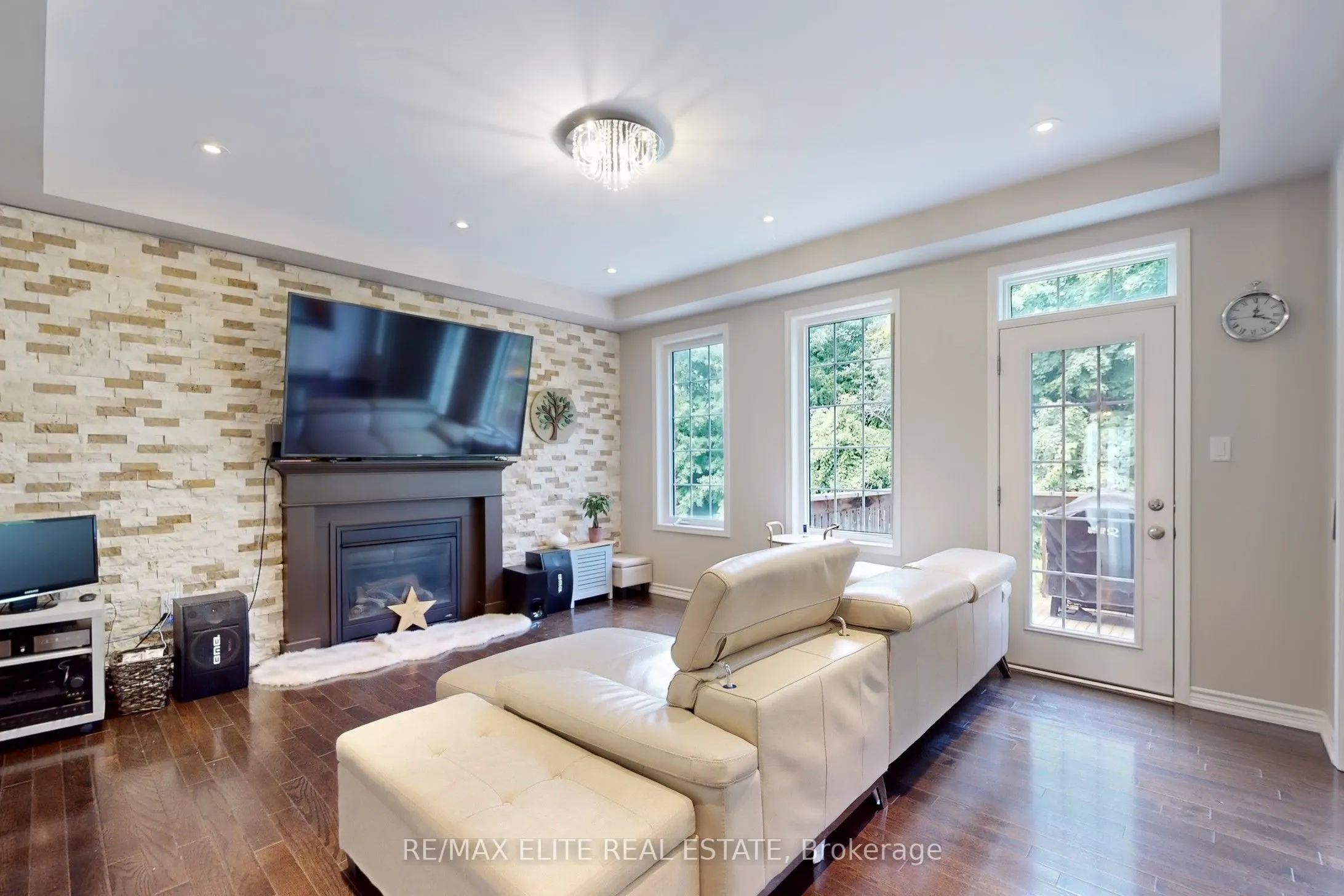 333 Thomas Phillips Drive