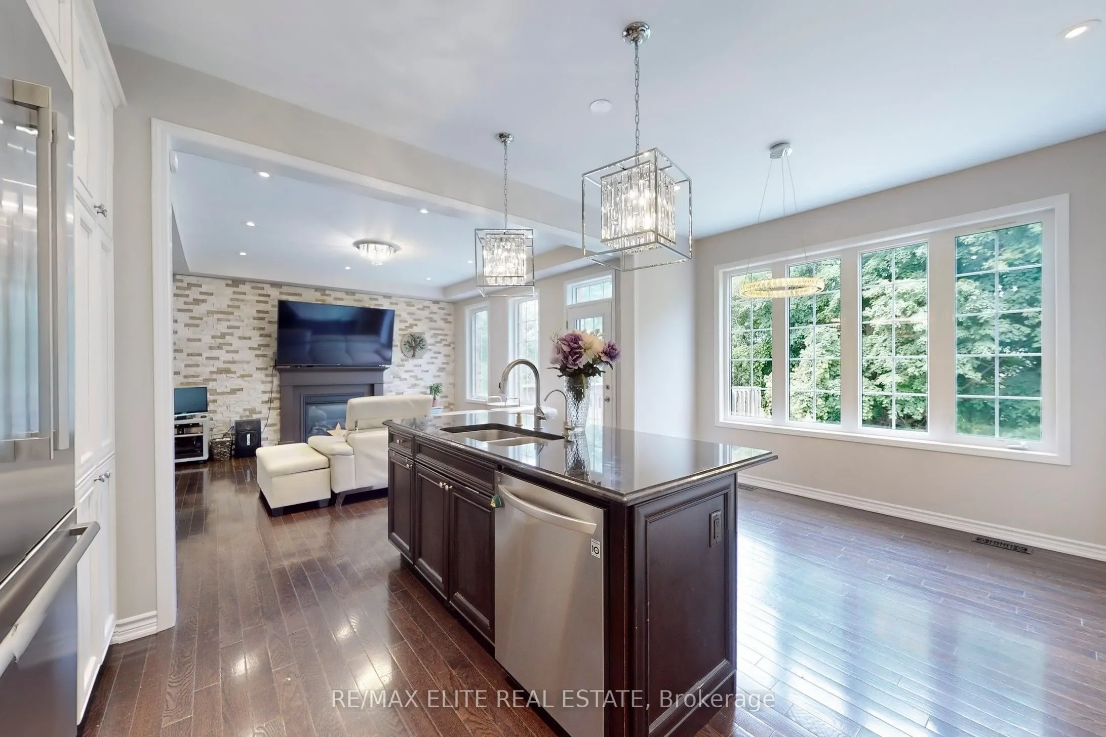 333 Thomas Phillips Drive