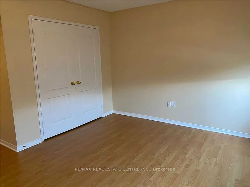 52 Lebovic Drive