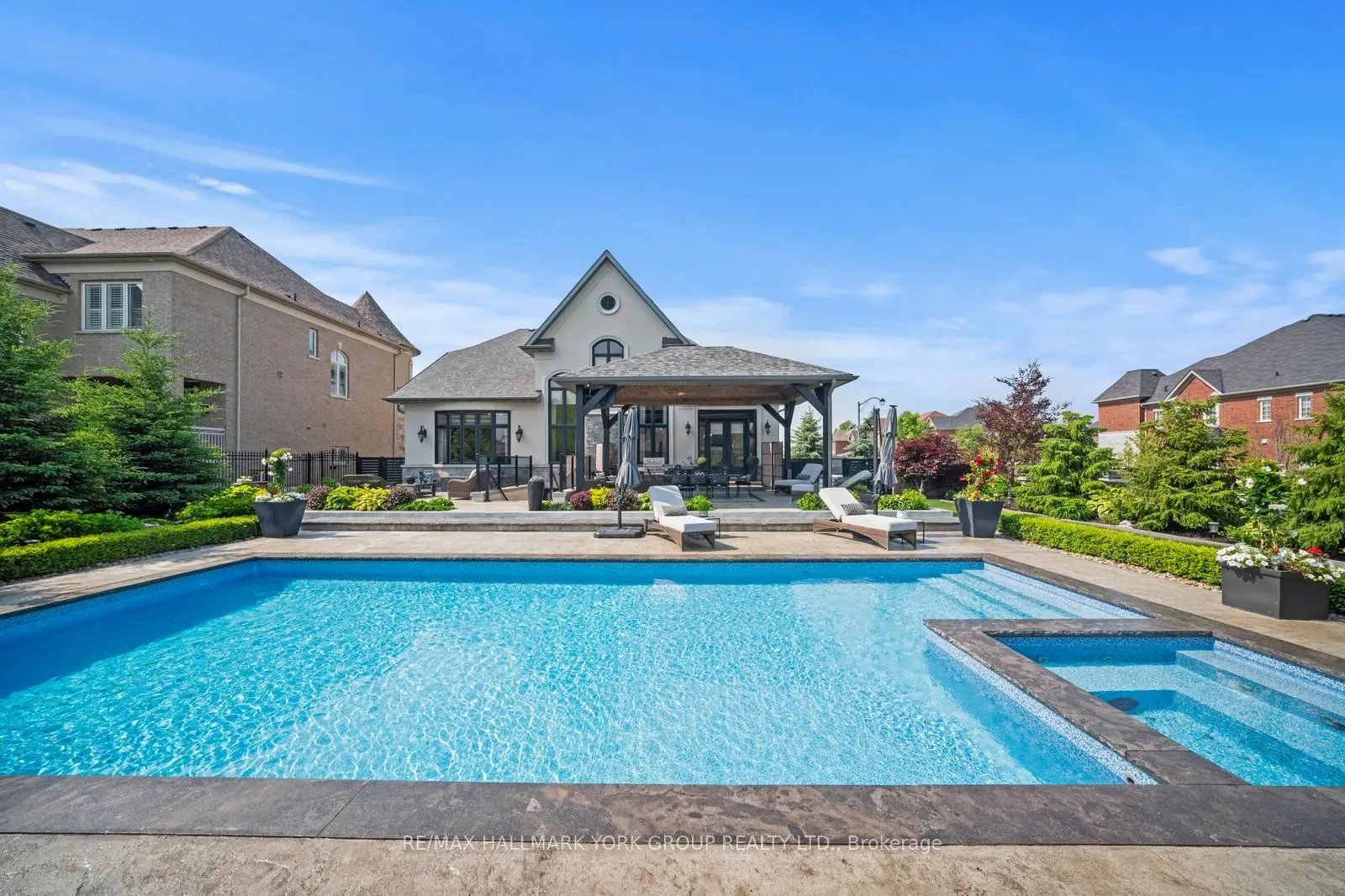 2 Tidnish Court