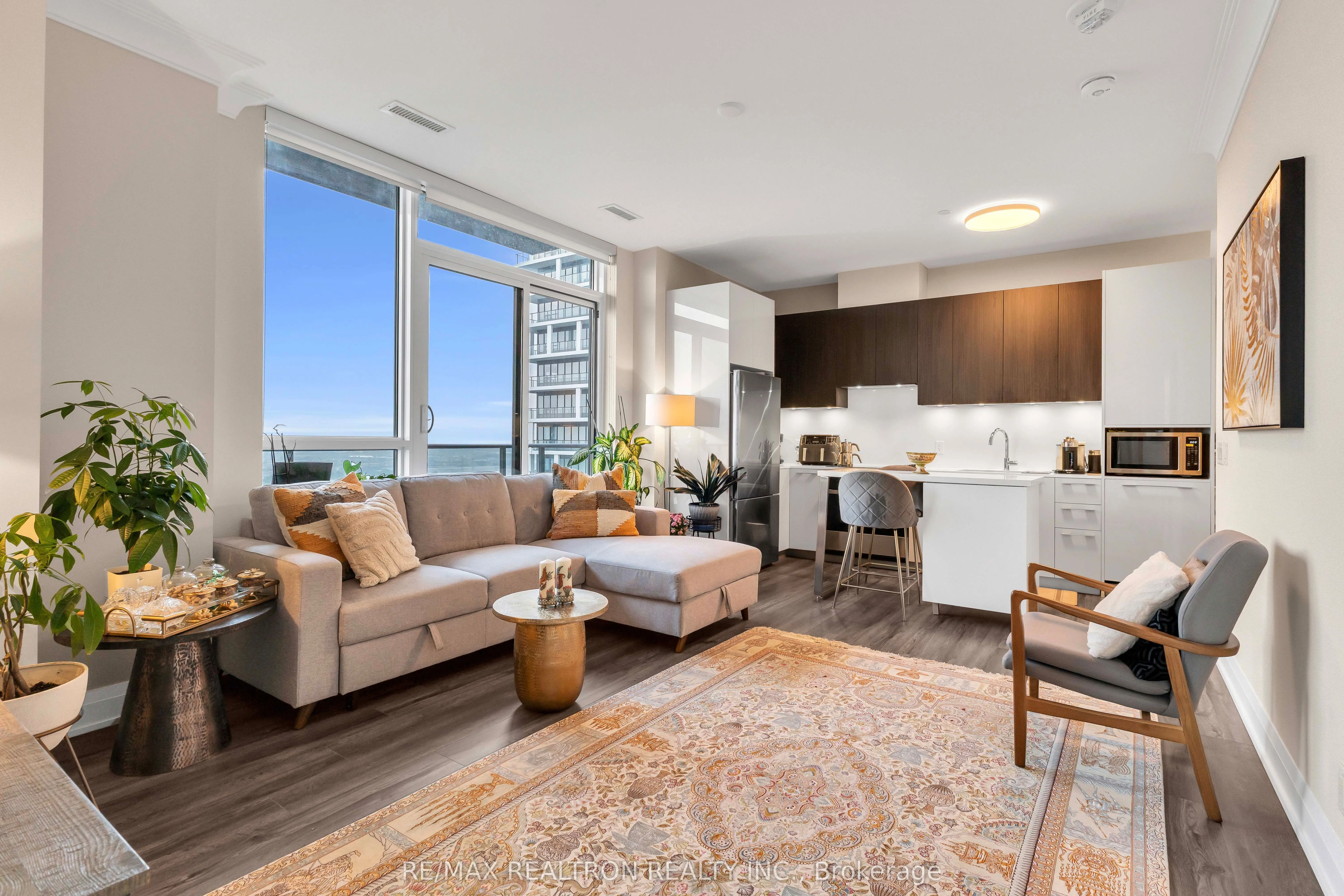 18 water walk Drive, #3903