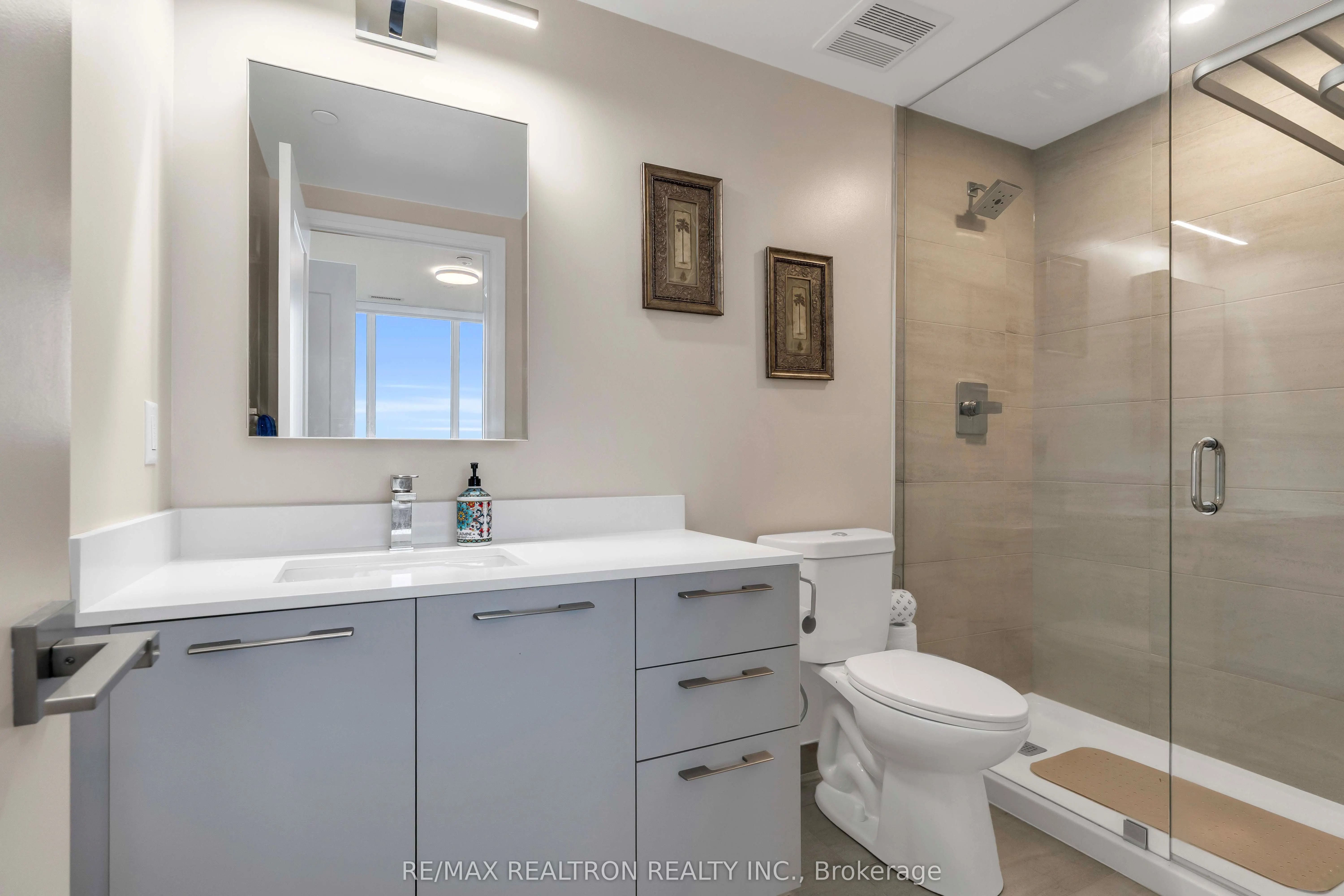 18 water walk Drive, #3903