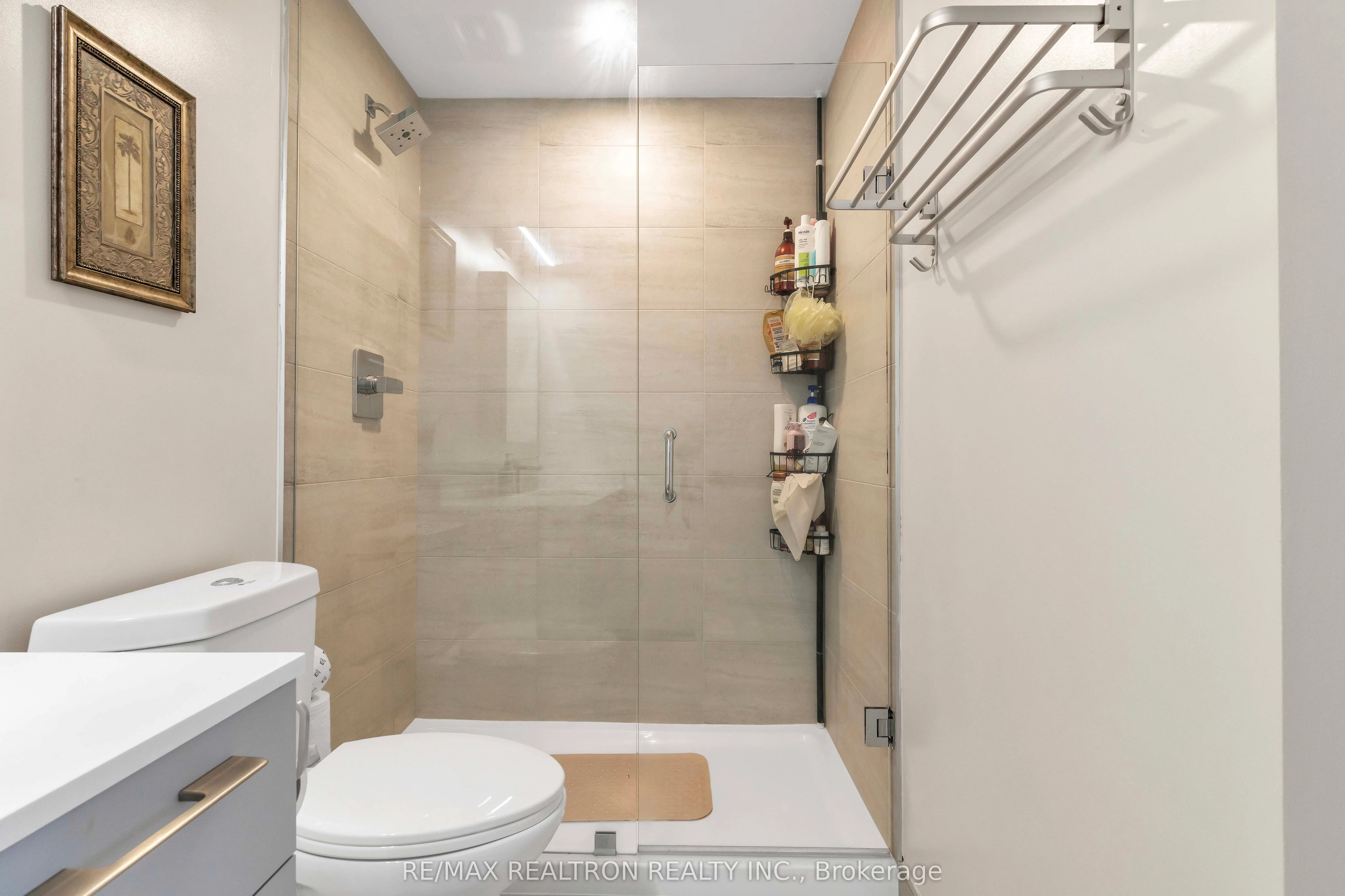 18 water walk Drive, #3903