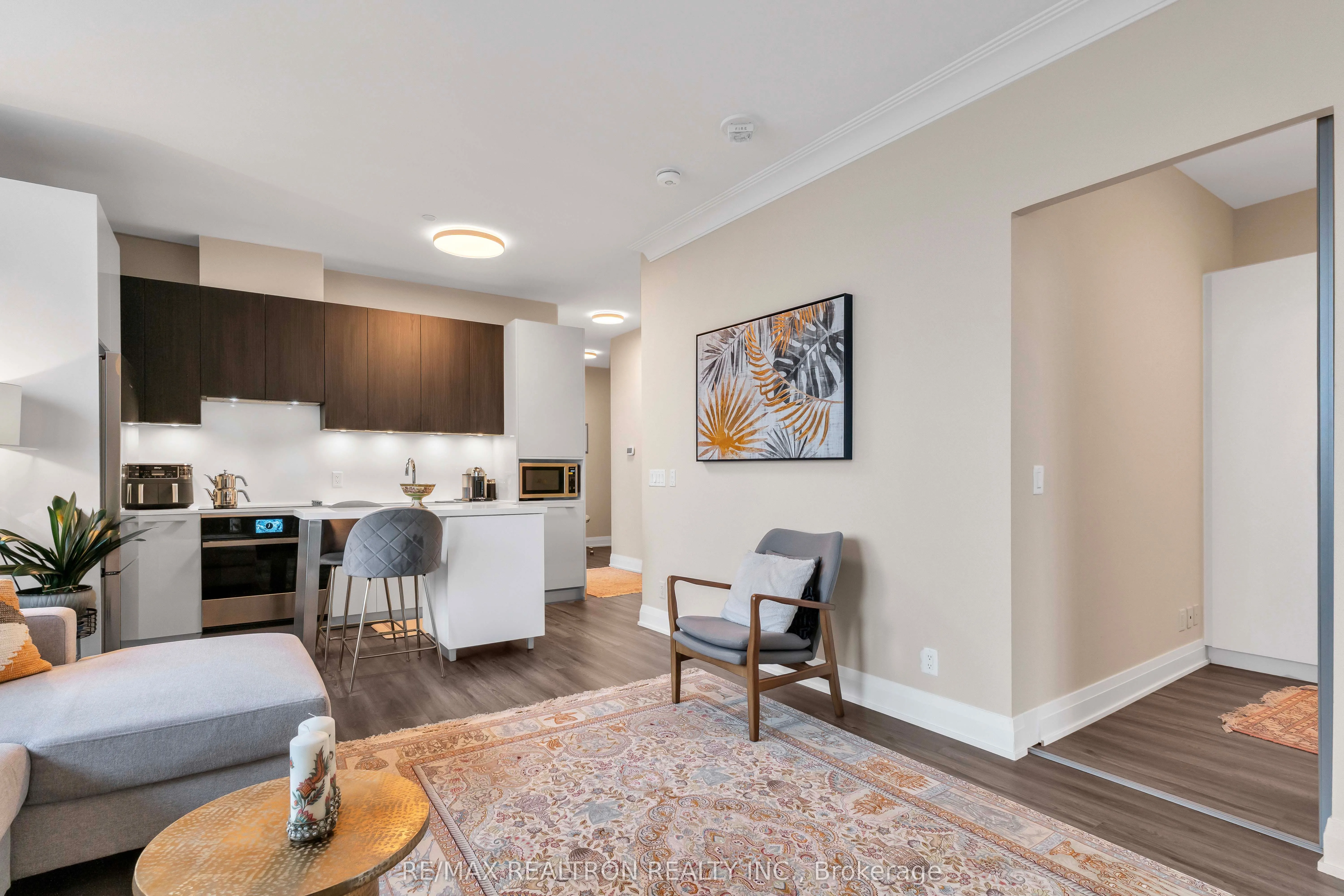 18 water walk Drive, #3903