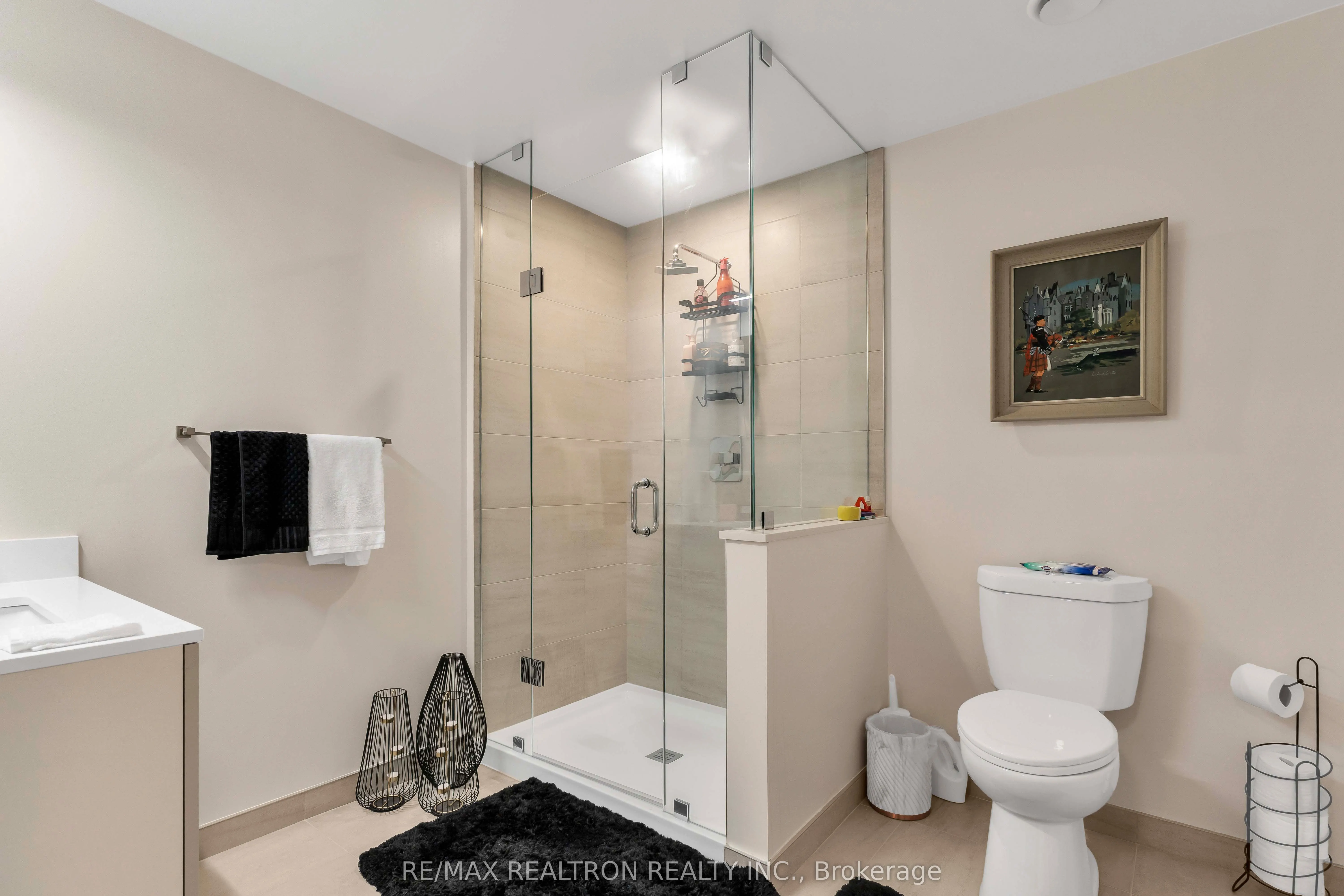 18 water walk Drive, #3903