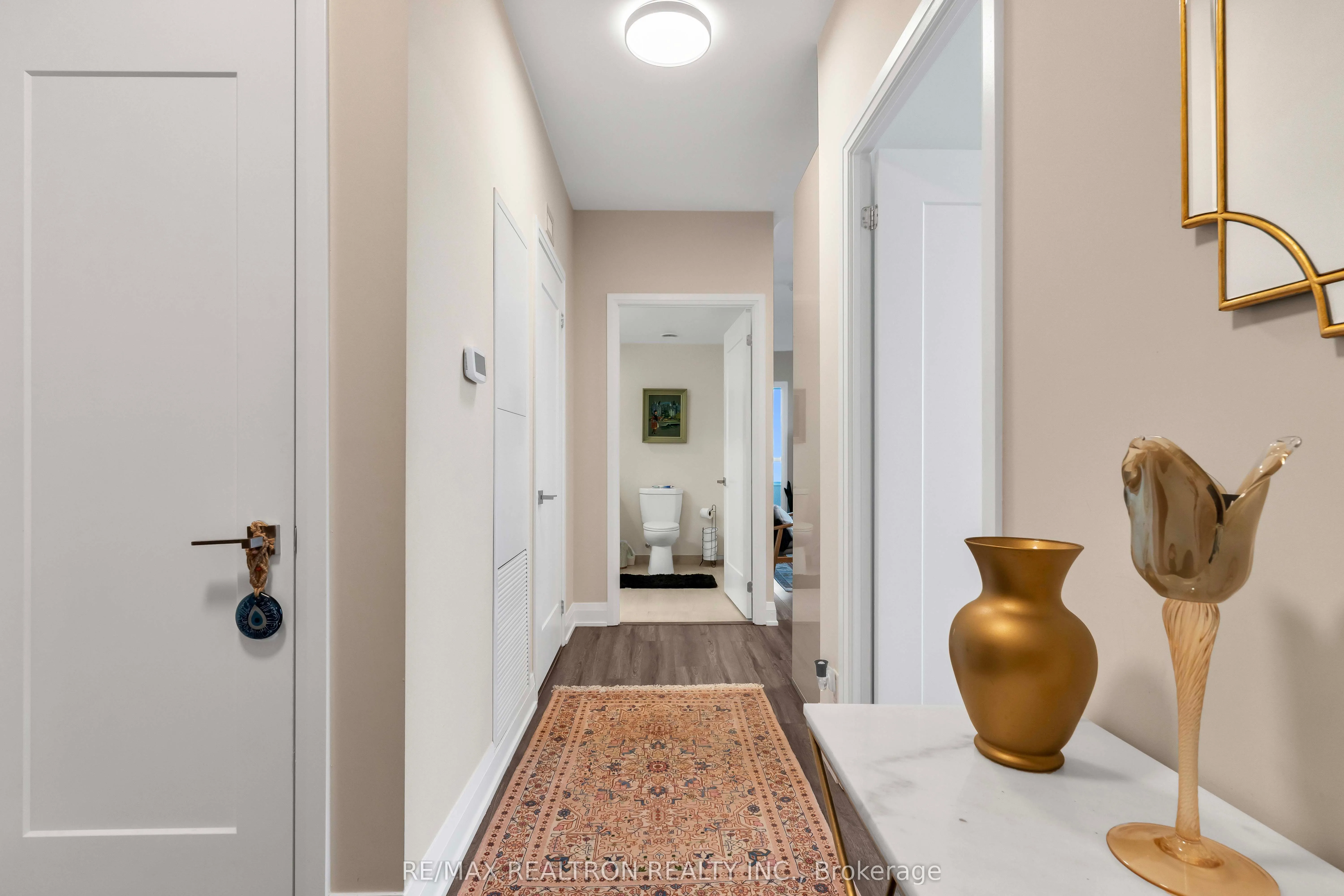 18 water walk Drive, #3903
