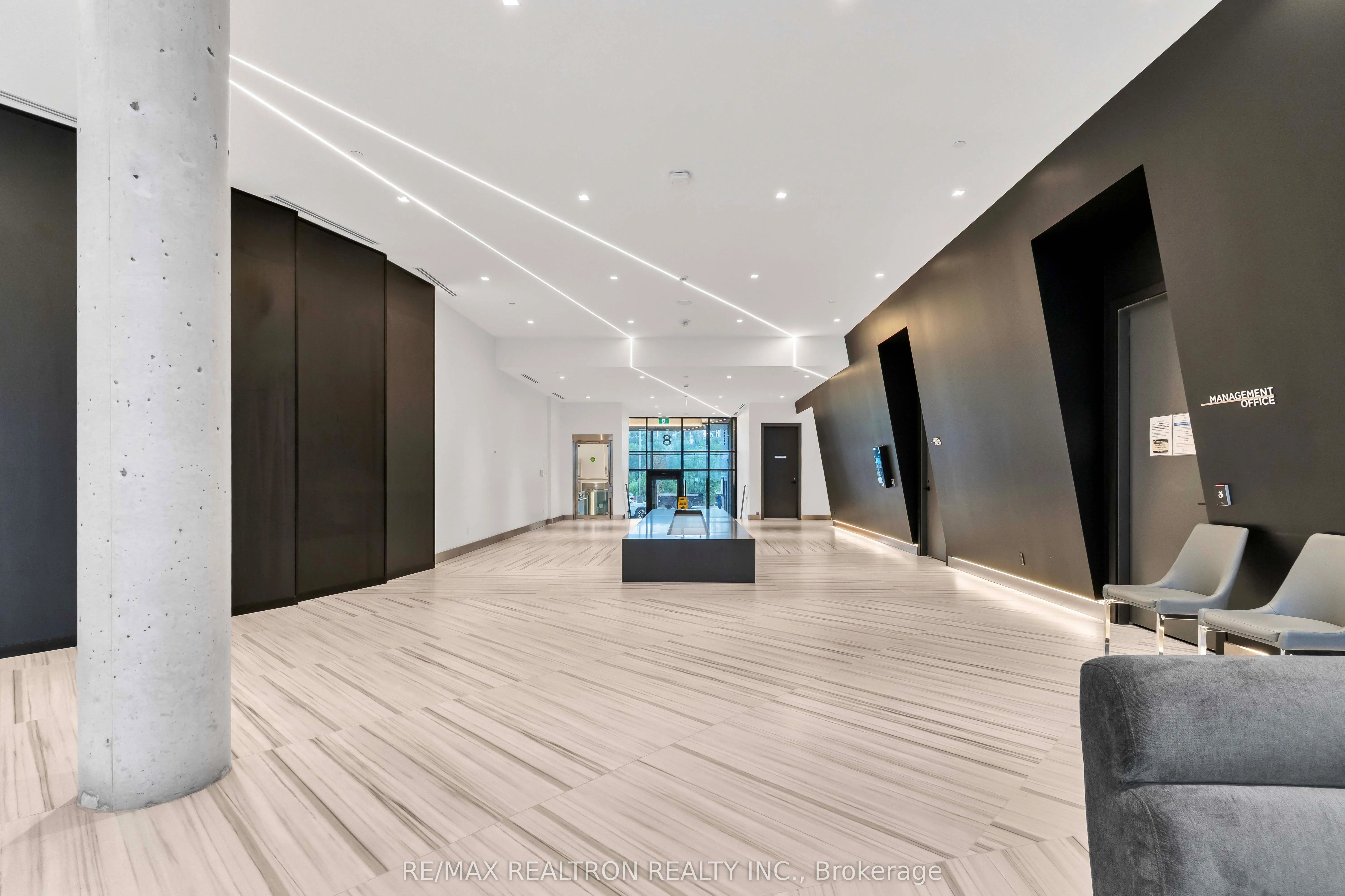 18 water walk Drive, #3903