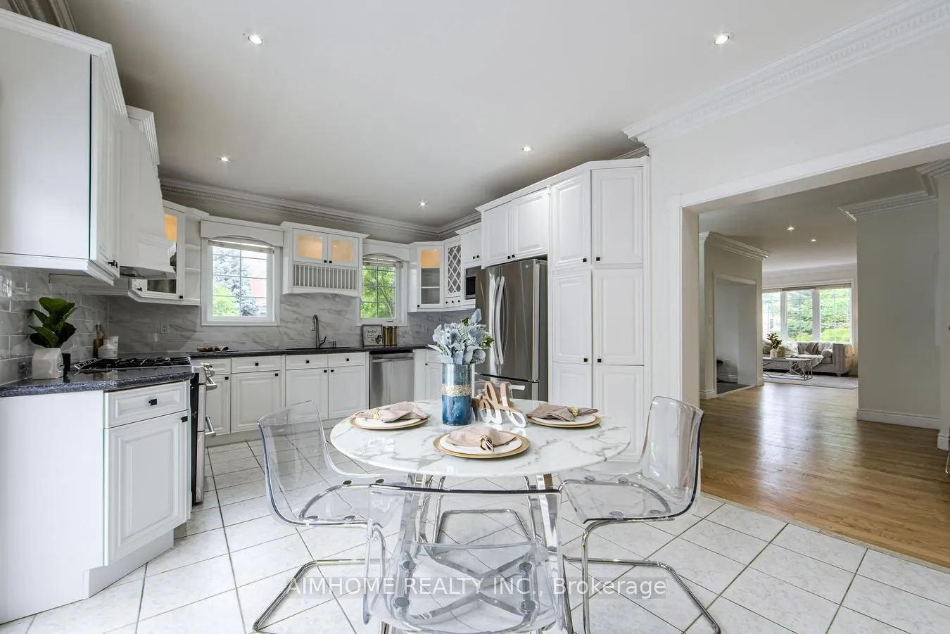 31 Courtney Crescent