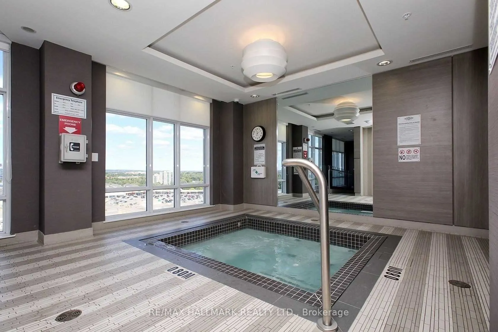 9201 Yonge Street, #706