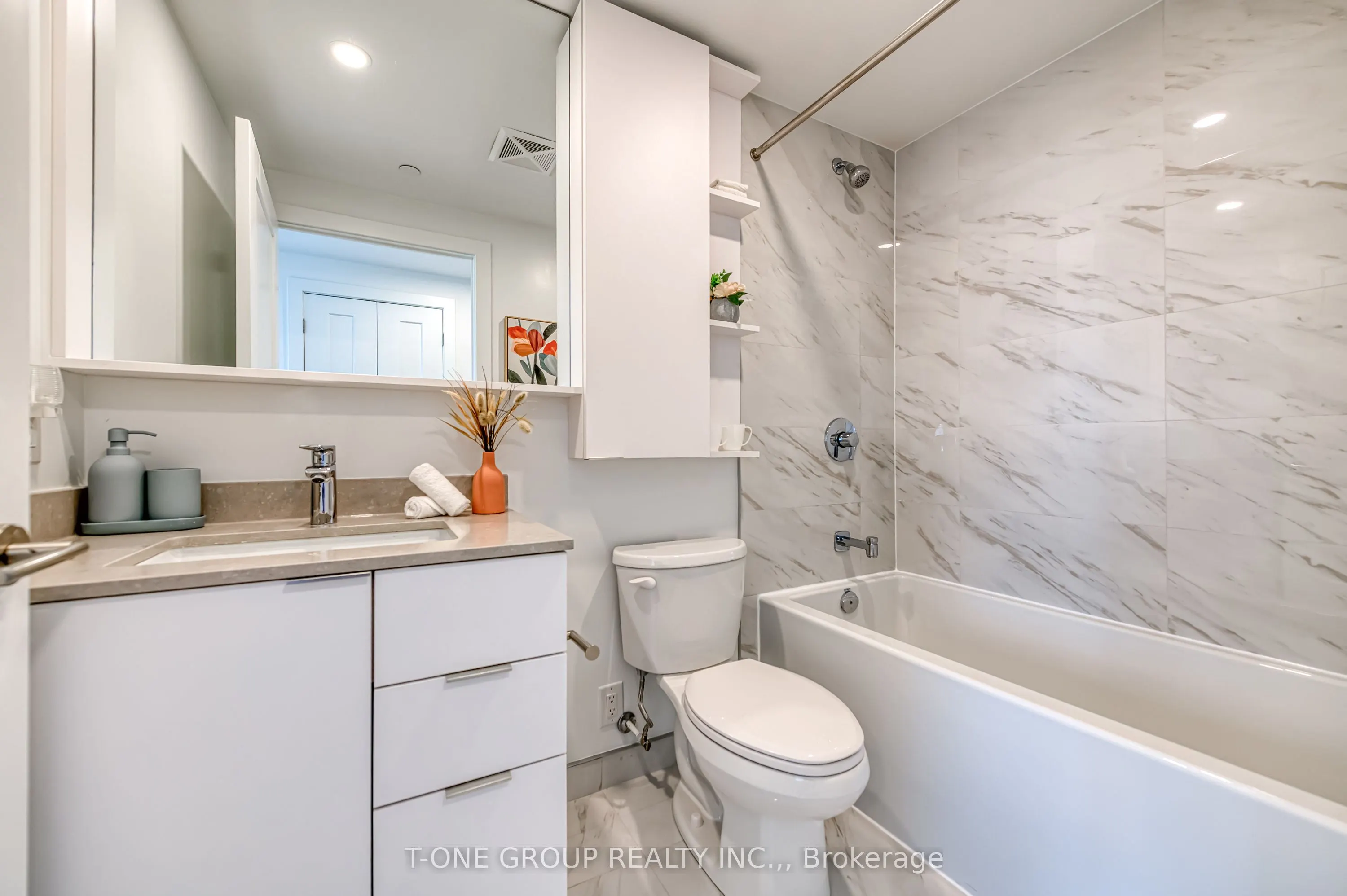 8 Cedarland Drive, #1905